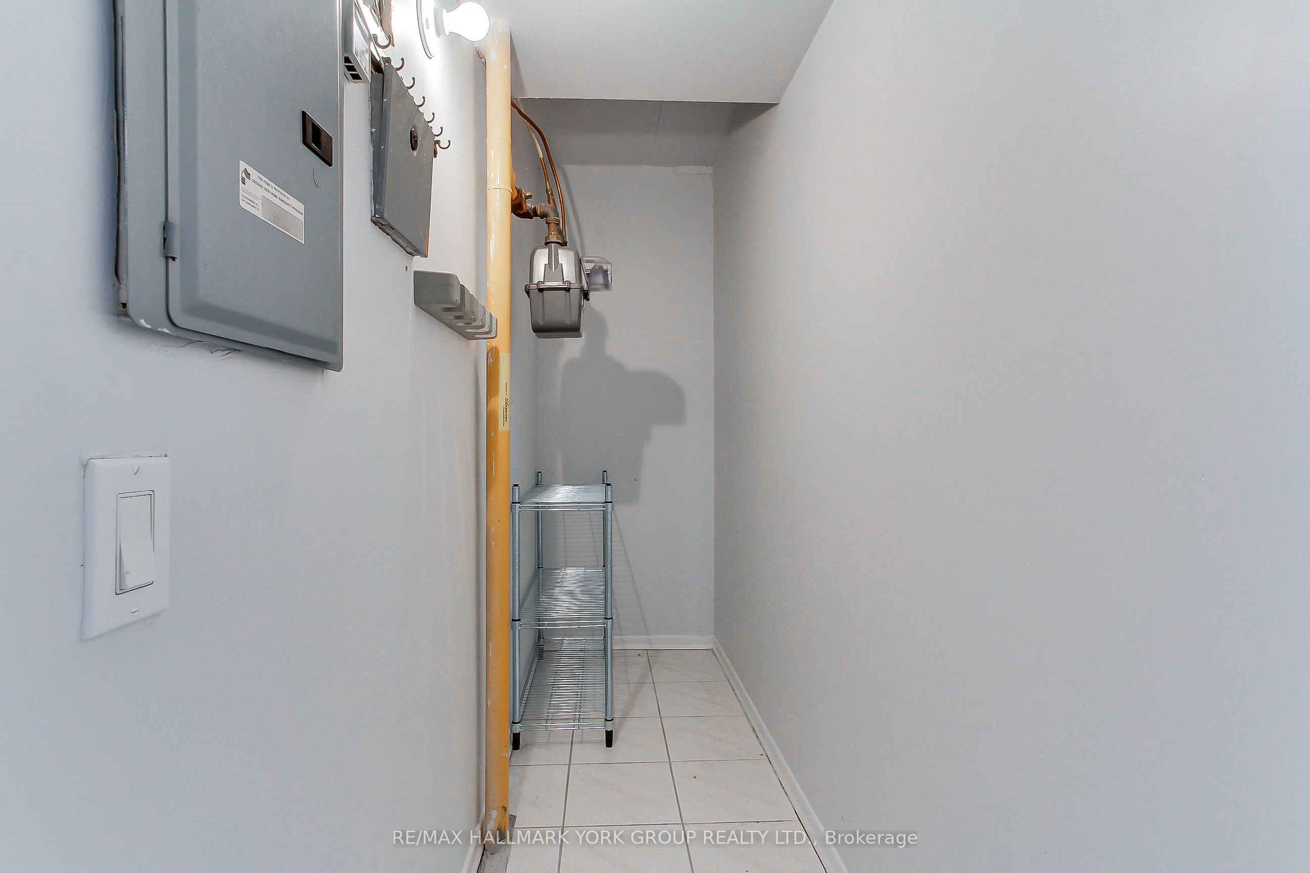 160 Wellington Street E 304 Property Photo 19