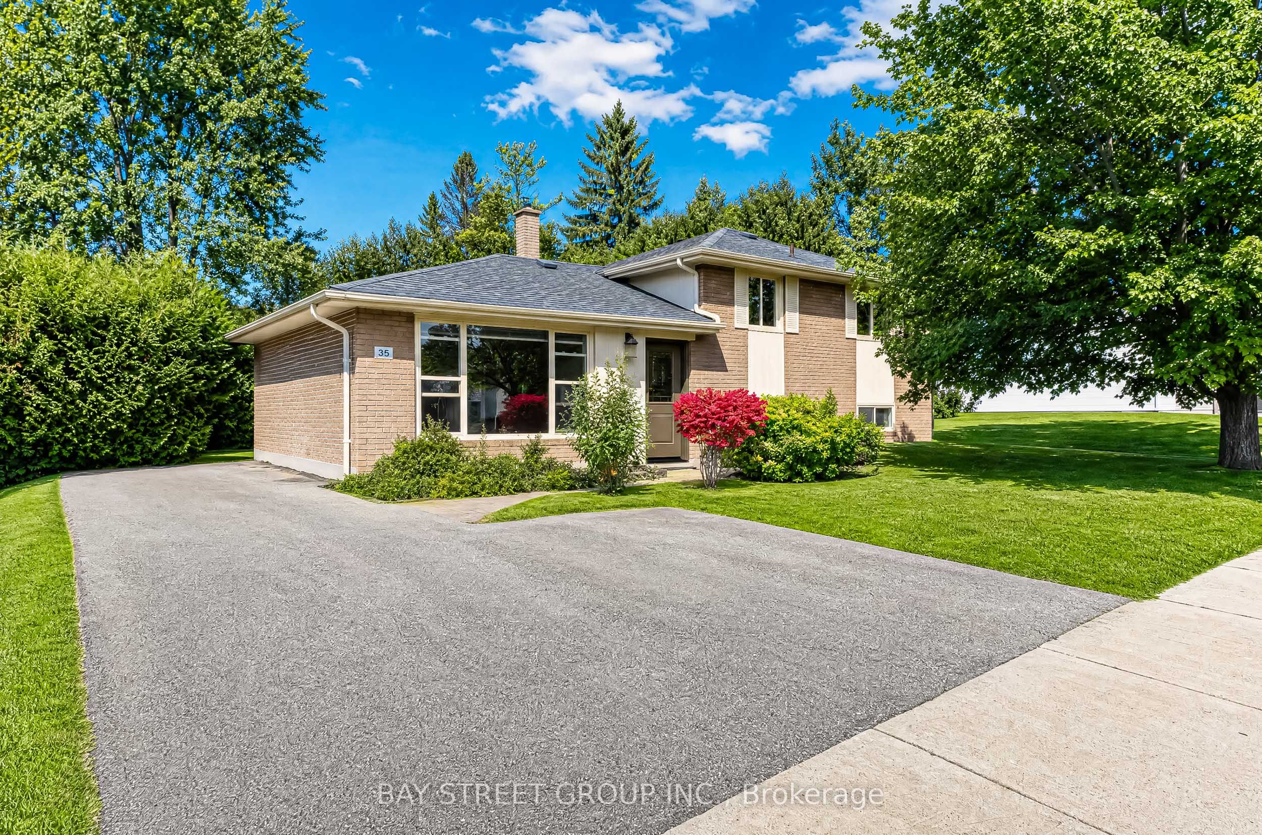35 Kemano Road Property Photo 1