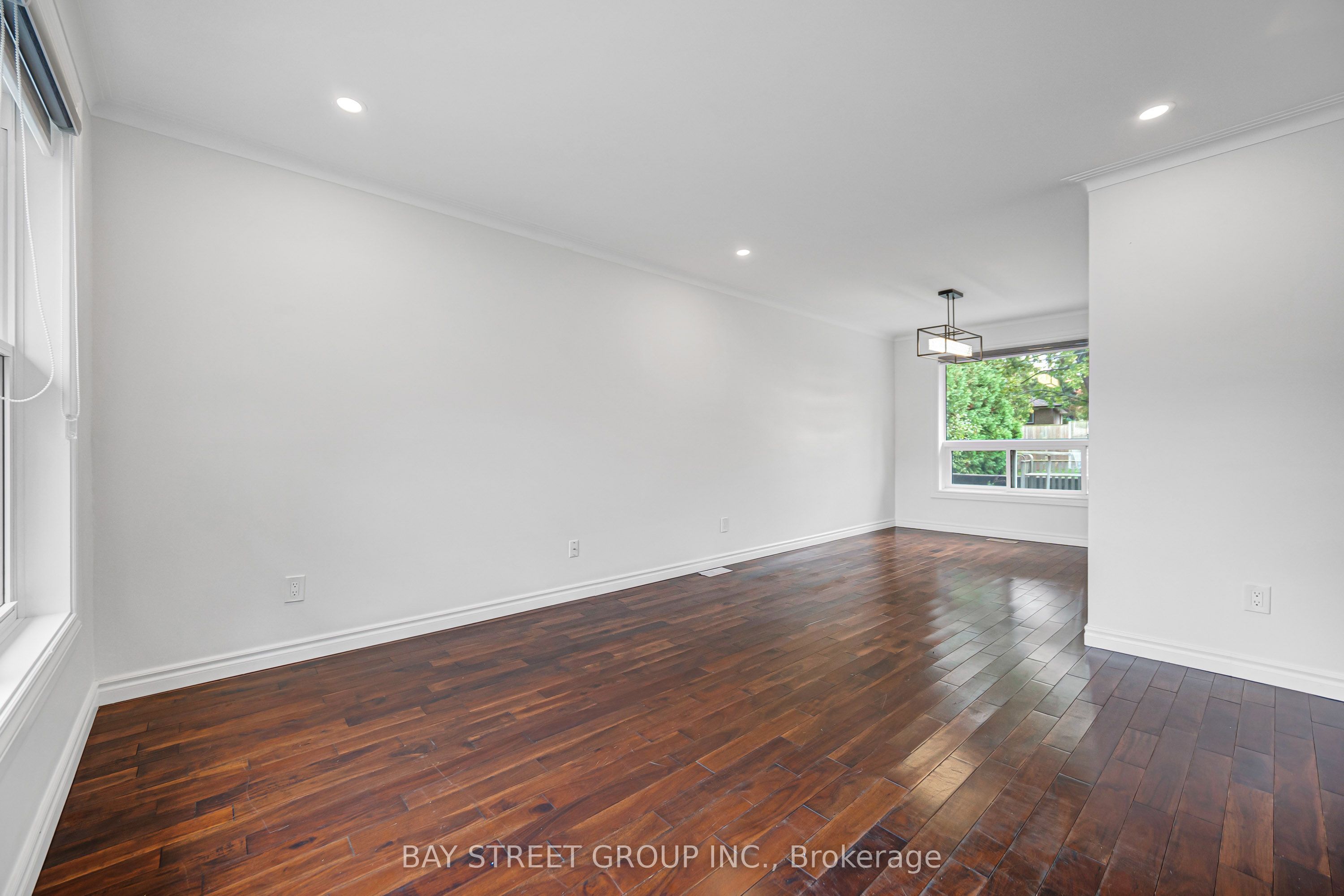 35 Kemano Road Property Photo 5