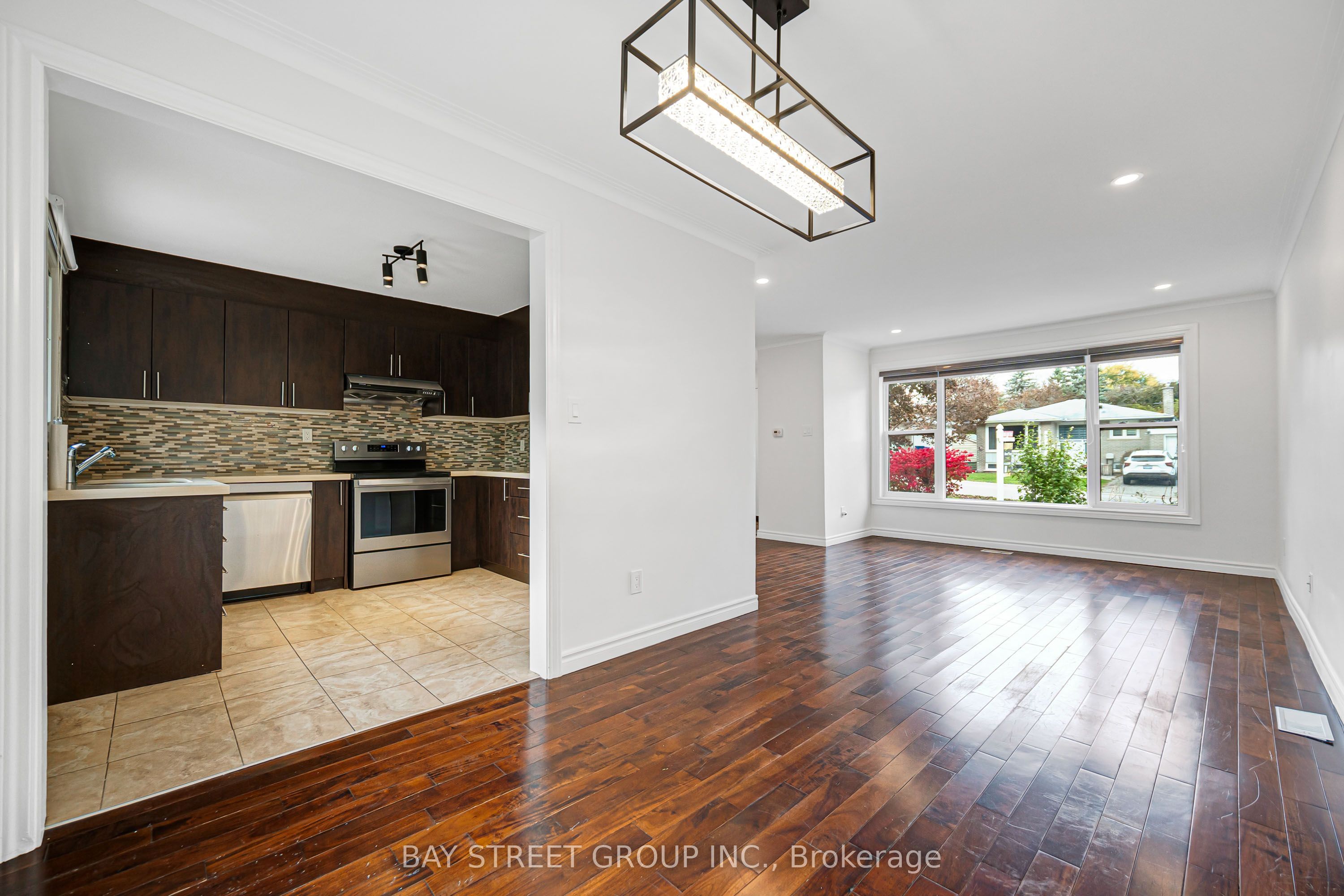 35 Kemano Road Property Photo 9
