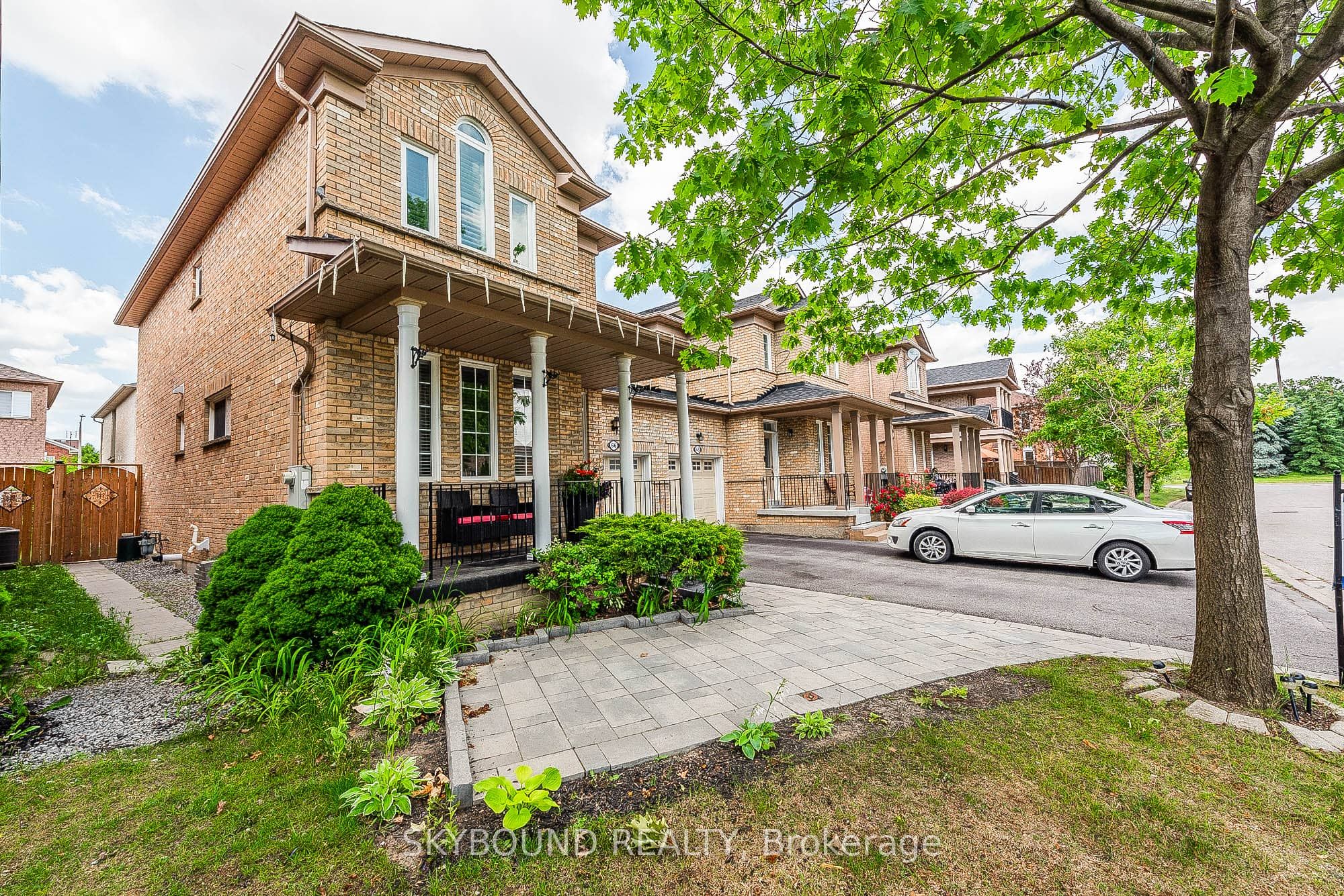 66 Skylark Drive Property Photo 3