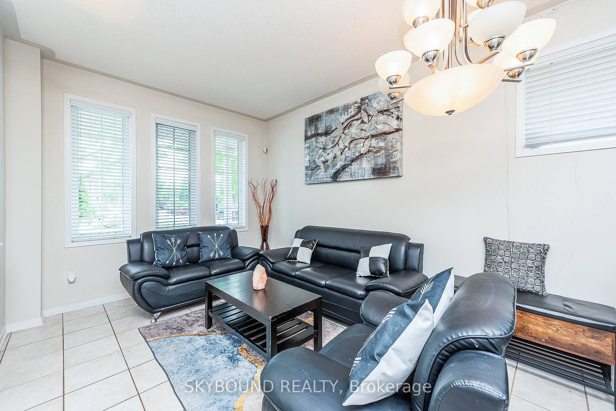 66 Skylark Drive Property Photo 14