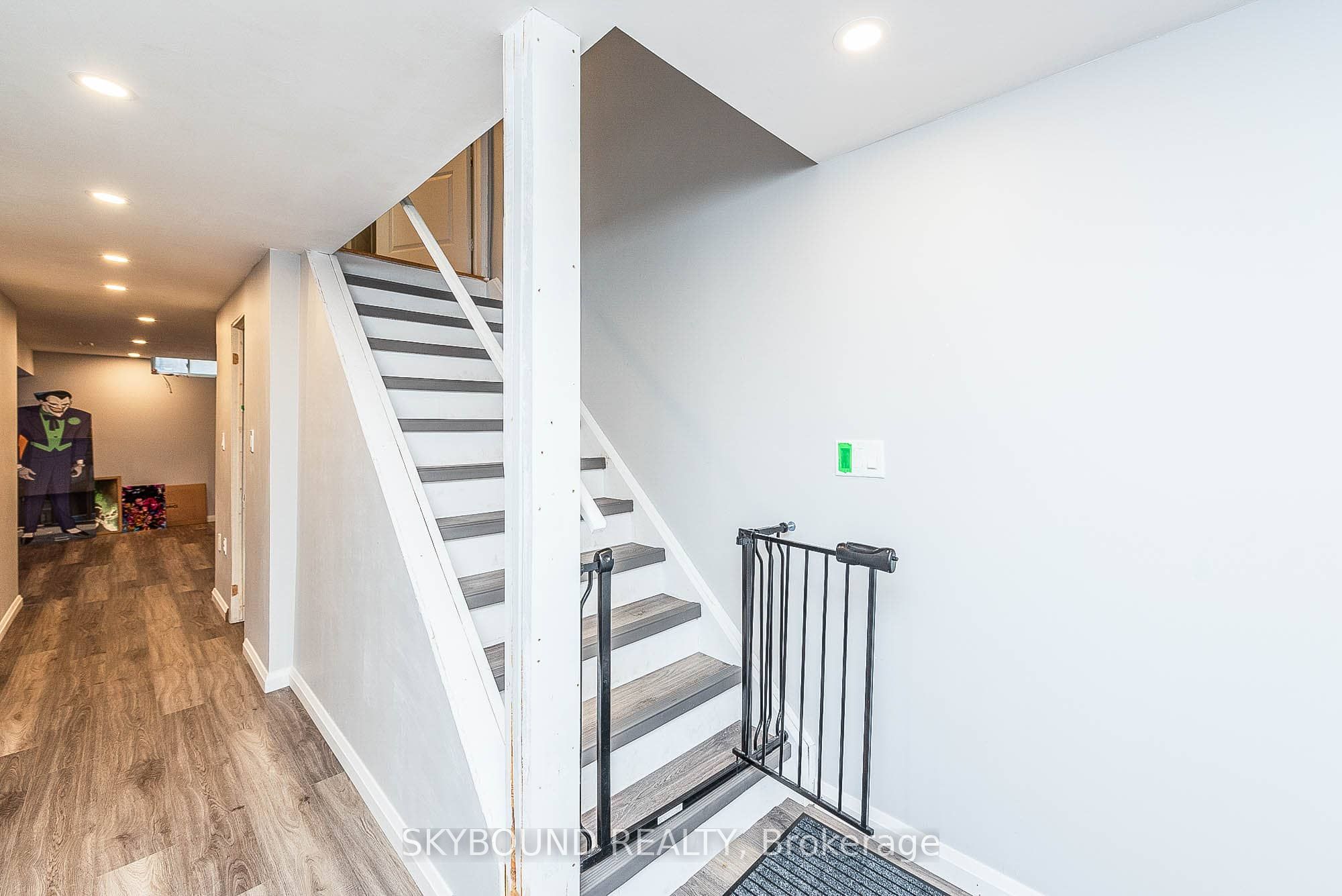 66 Skylark Drive Property Photo 27