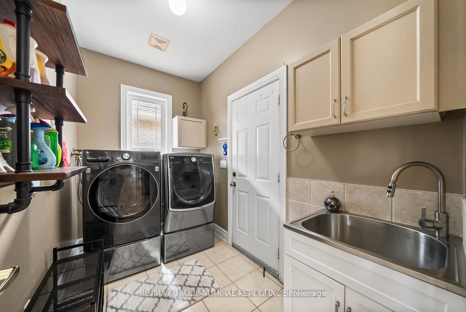 452 Athabasca Drive Bsmt Property Photo 7