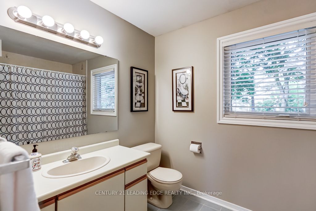 128 Reeve Drive Property Photo 31