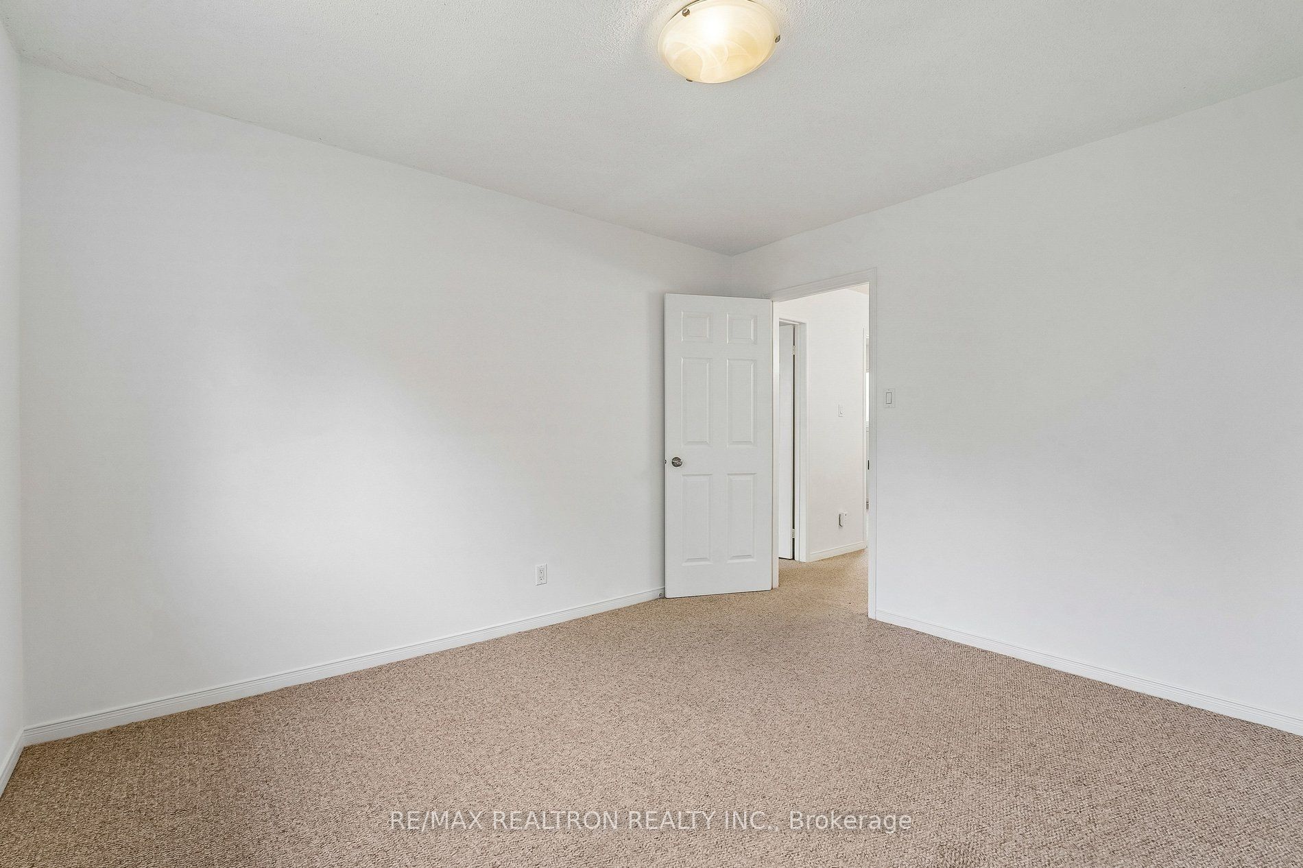 12 Tuch Drive Property Photo 23
