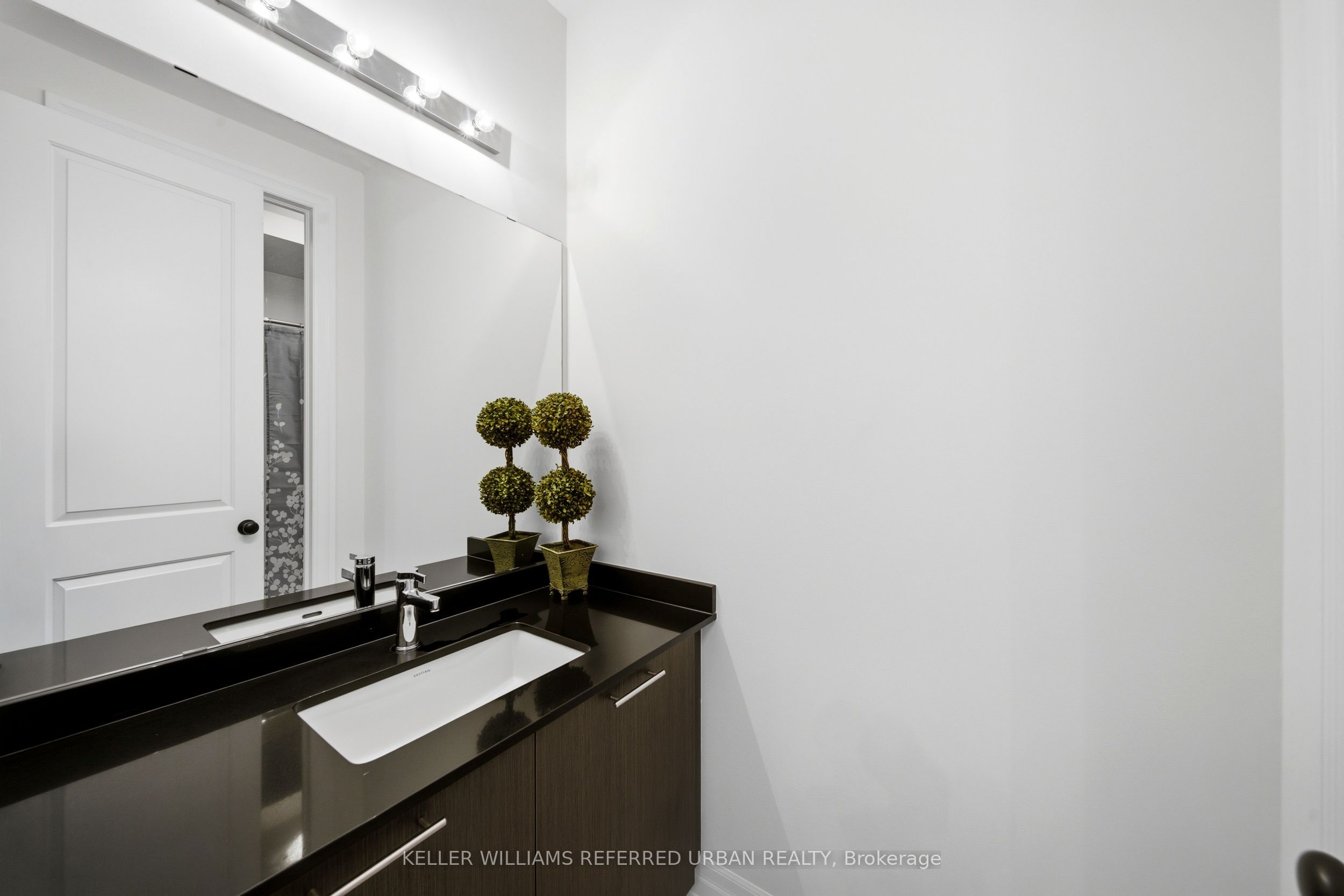 30 Mumberson Street Property Photo 36