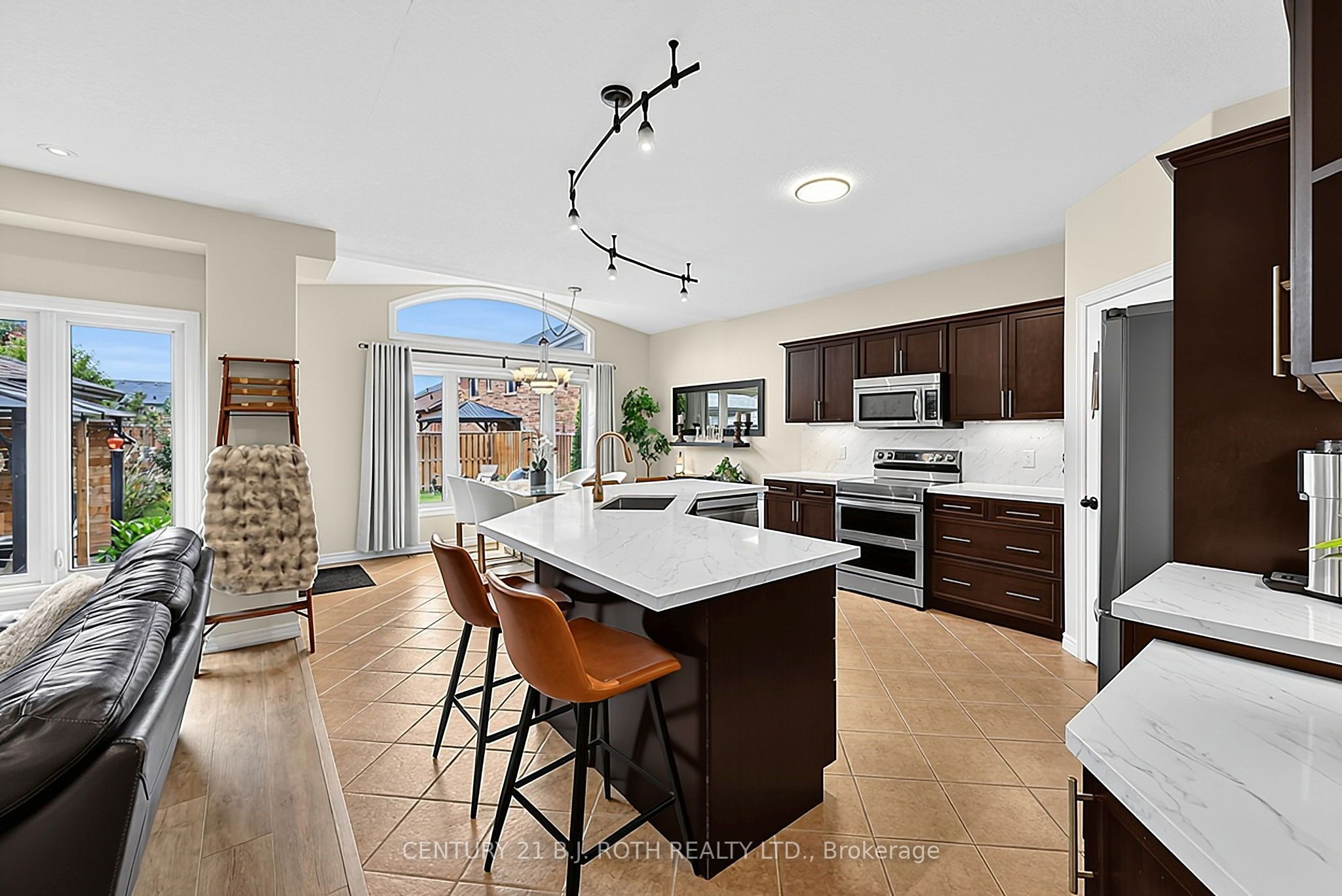 118 Mike Hart Drive Property Photo 10