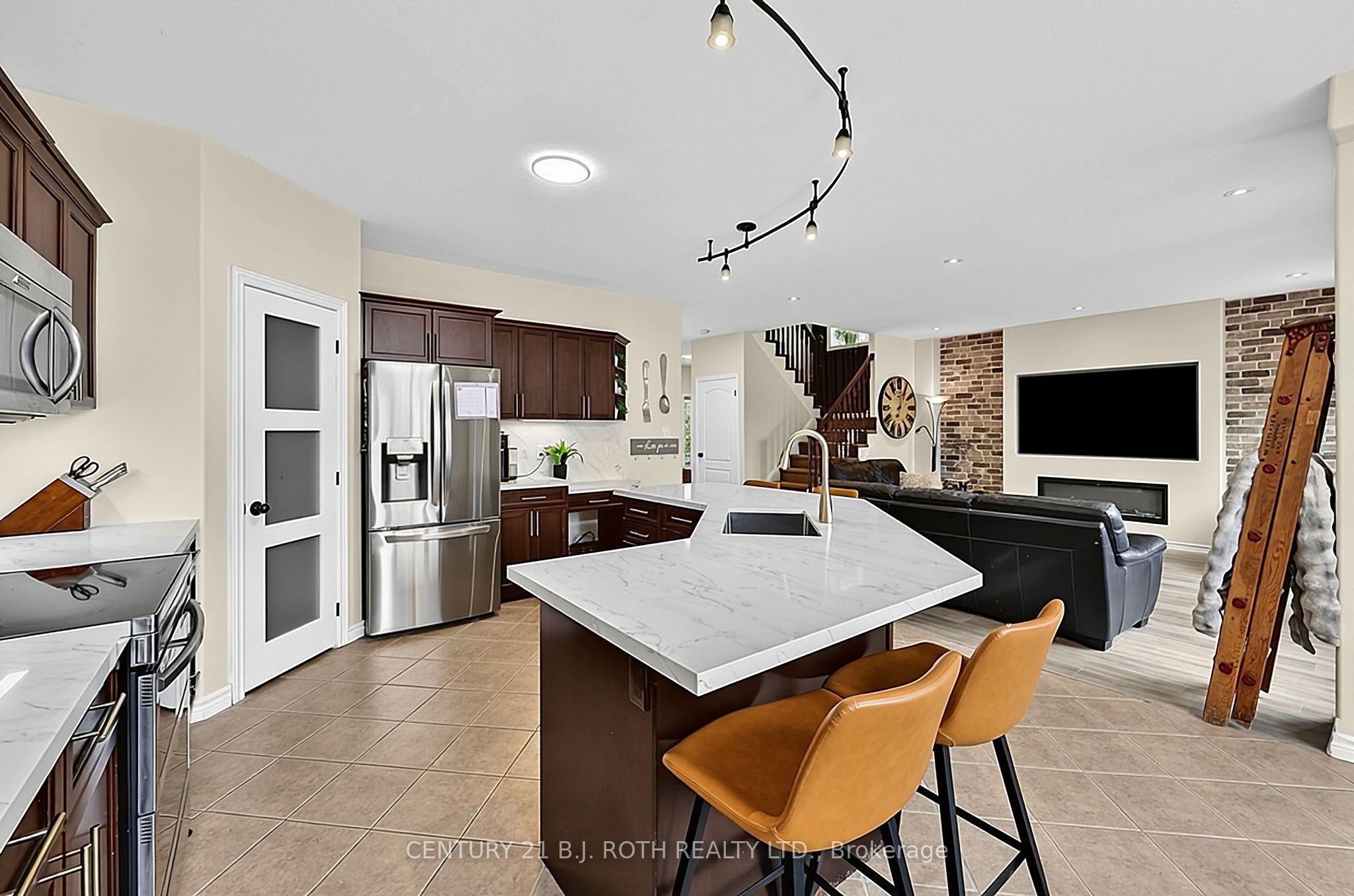 118 Mike Hart Drive Property Photo 12