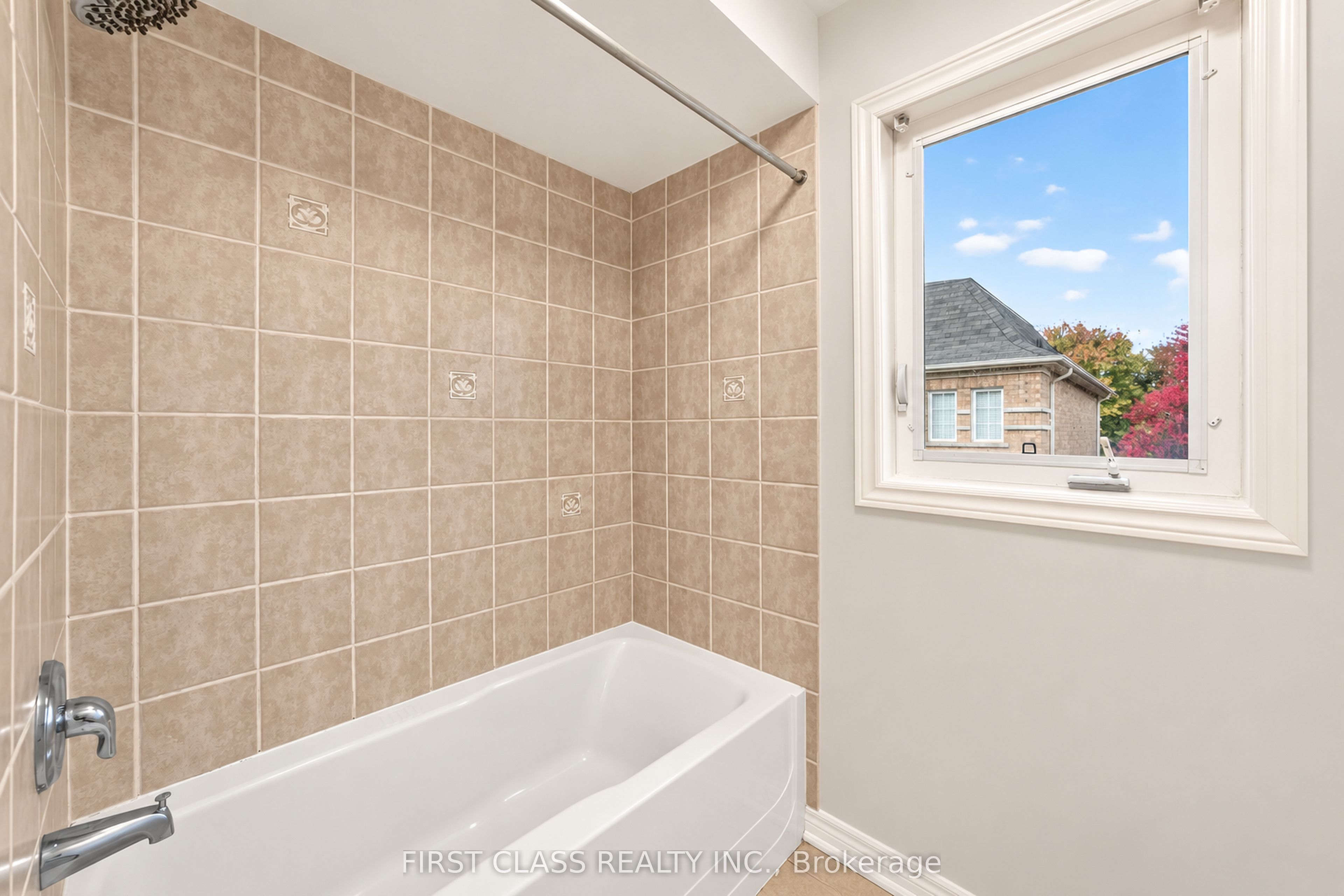 4 Hawkweed Manor Property Photo 21