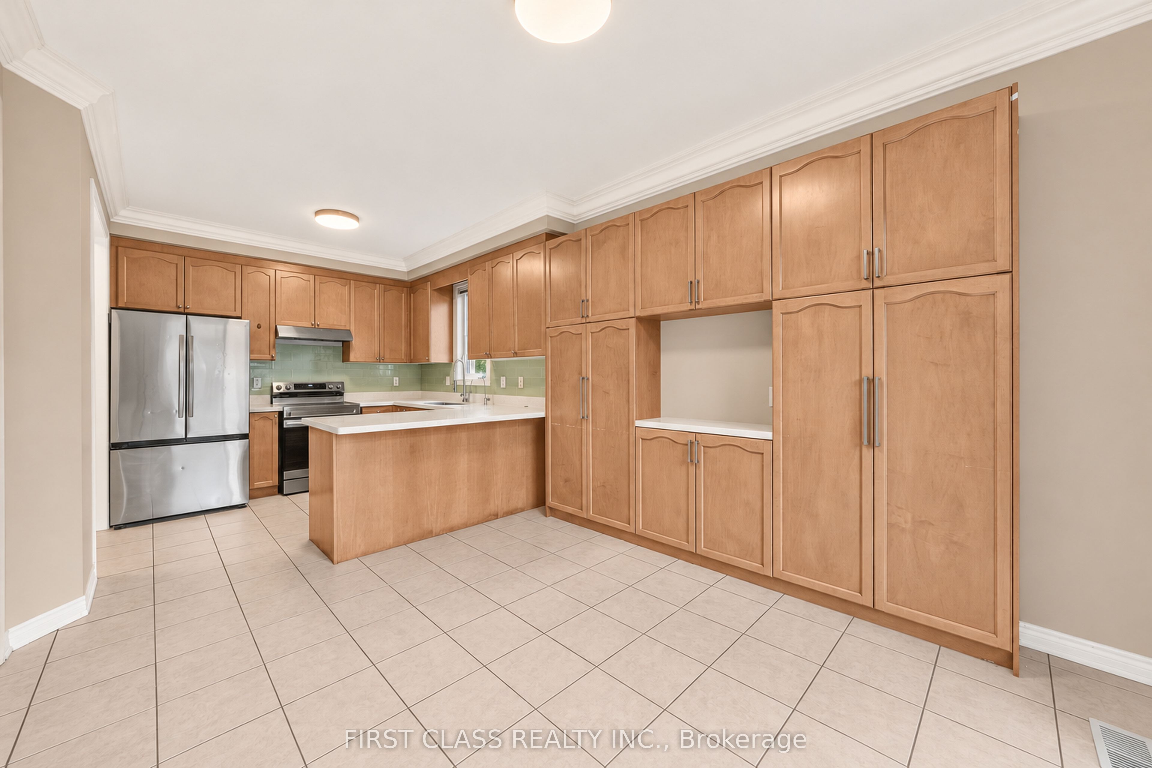 4 Hawkweed Manor Property Photo 46