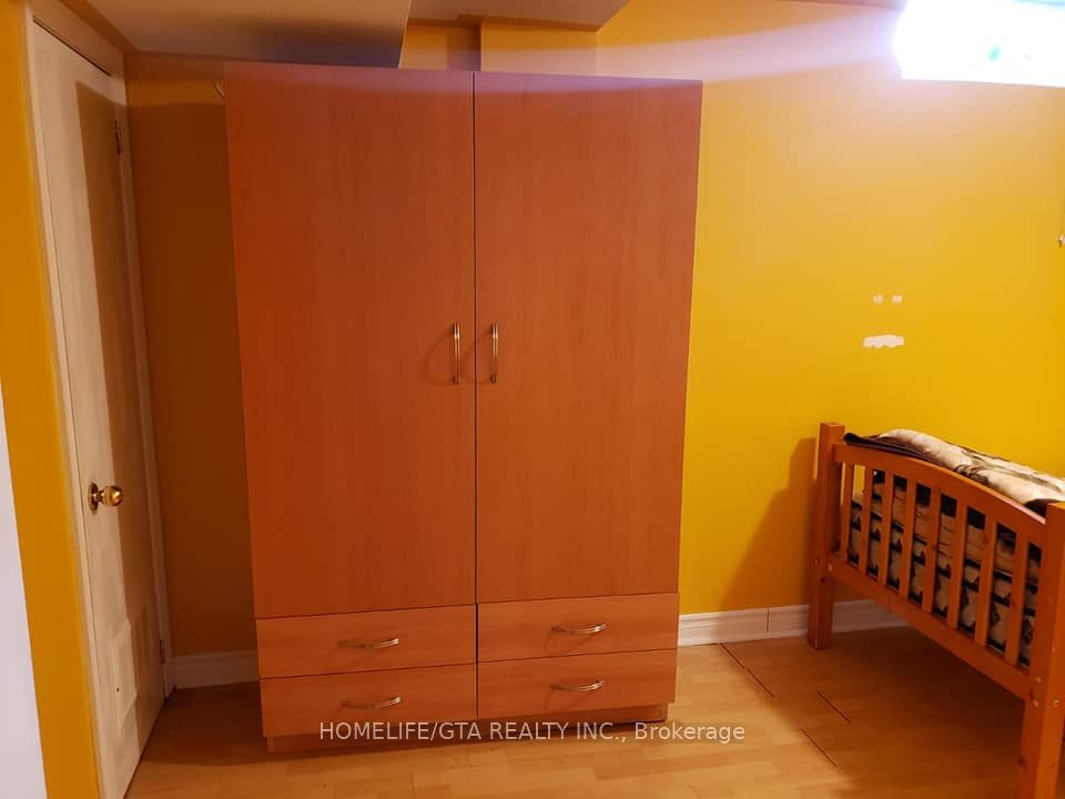 99 Galbraith Crescent Basement Property Photo 5
