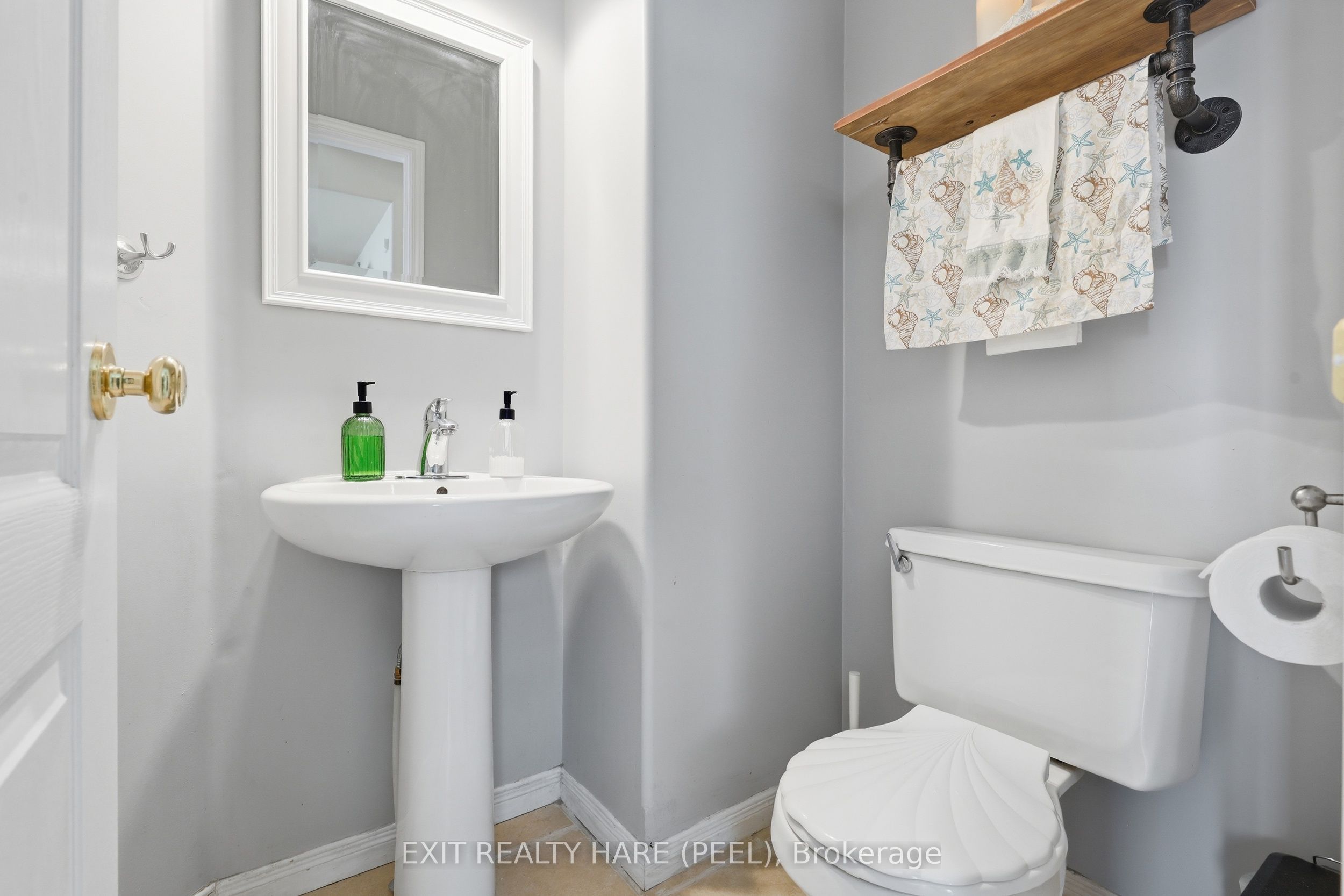 43 Stoneham Street Property Photo 13