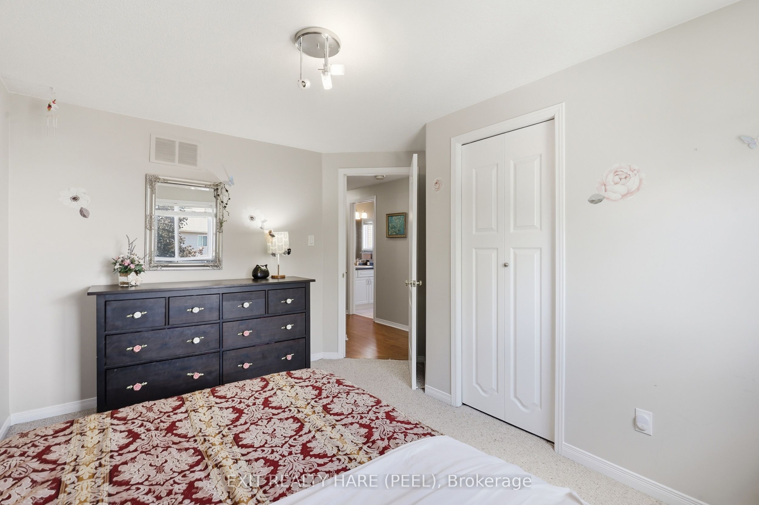 43 Stoneham Street Property Photo 23