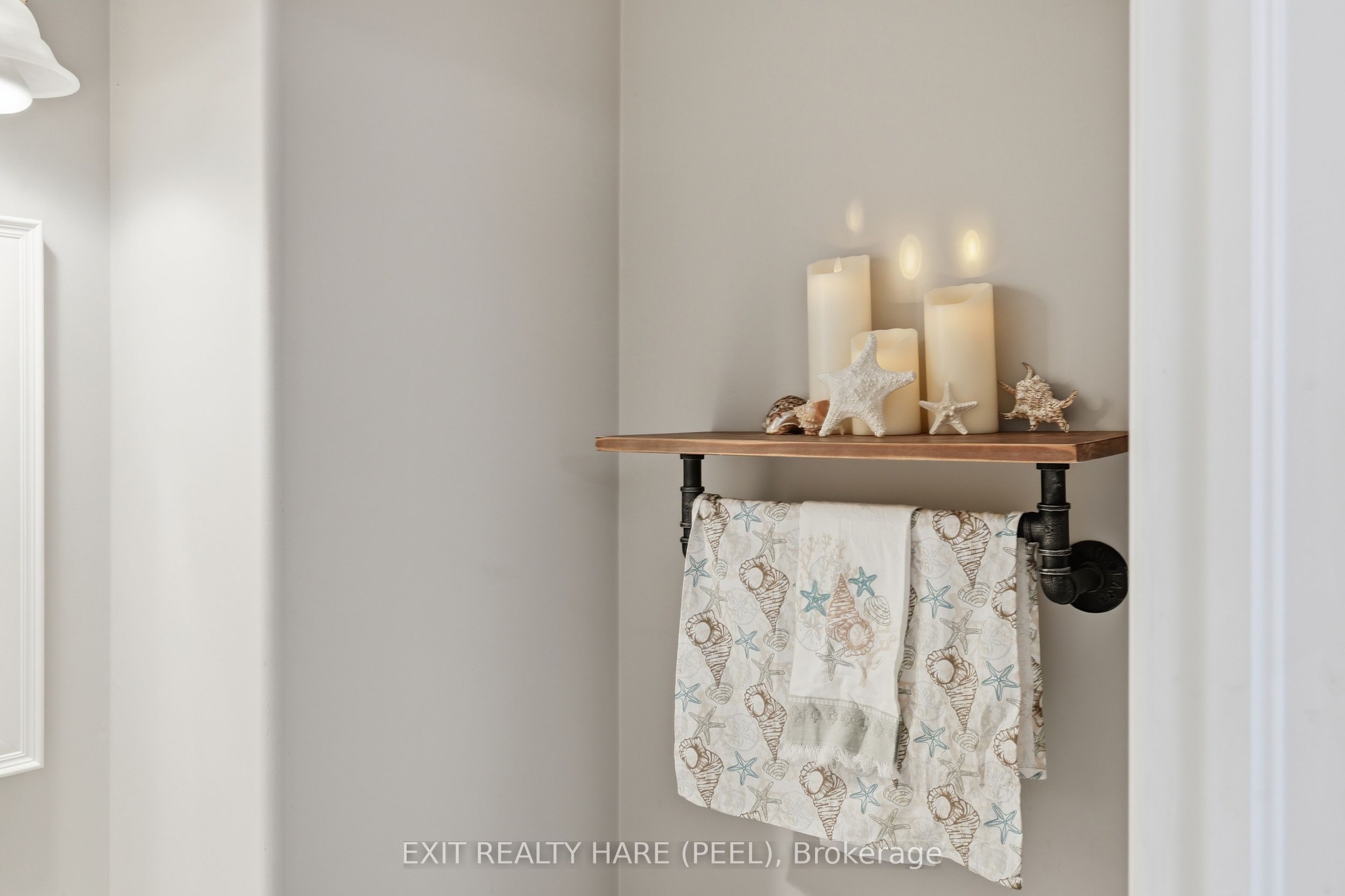 43 Stoneham Street Property Photo 28