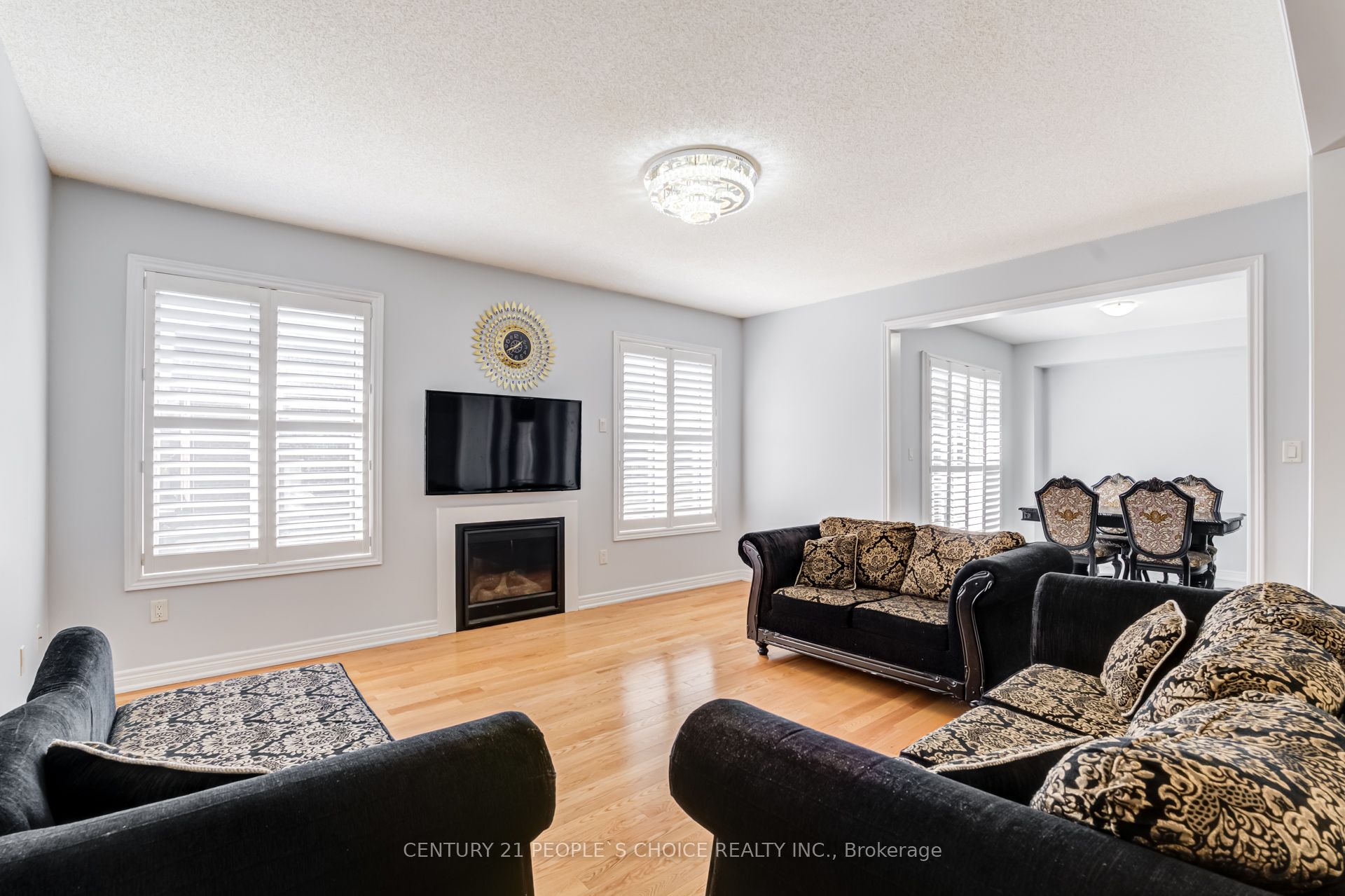 257 East's Corners Boulevard Property Photo 12