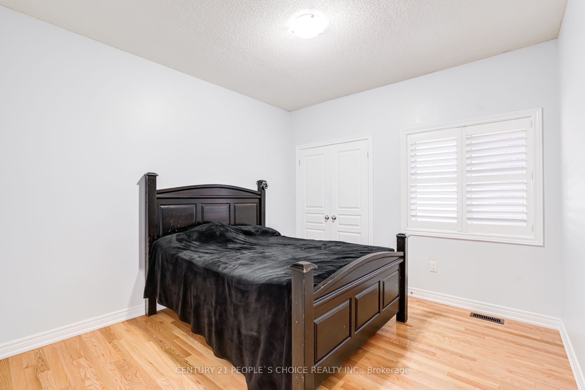 257 East's Corners Boulevard Property Photo 32