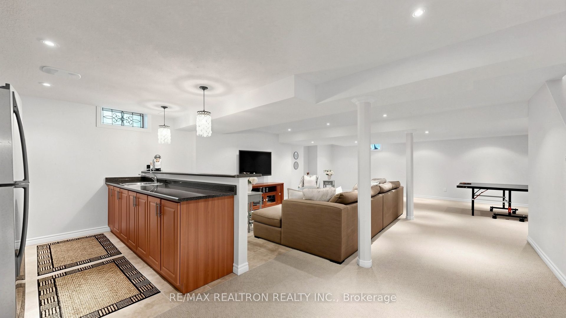 9 Gardon Avenue Property Photo 40