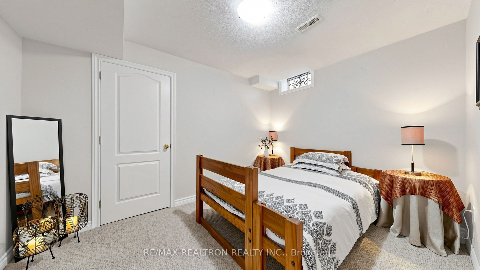 9 Gardon Avenue Property Photo 41
