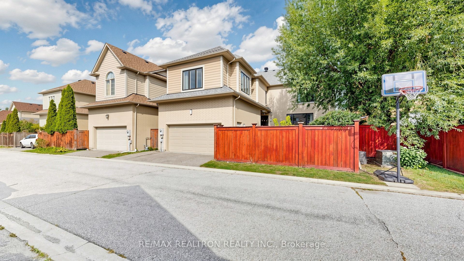 9 Gardon Avenue Property Photo 45