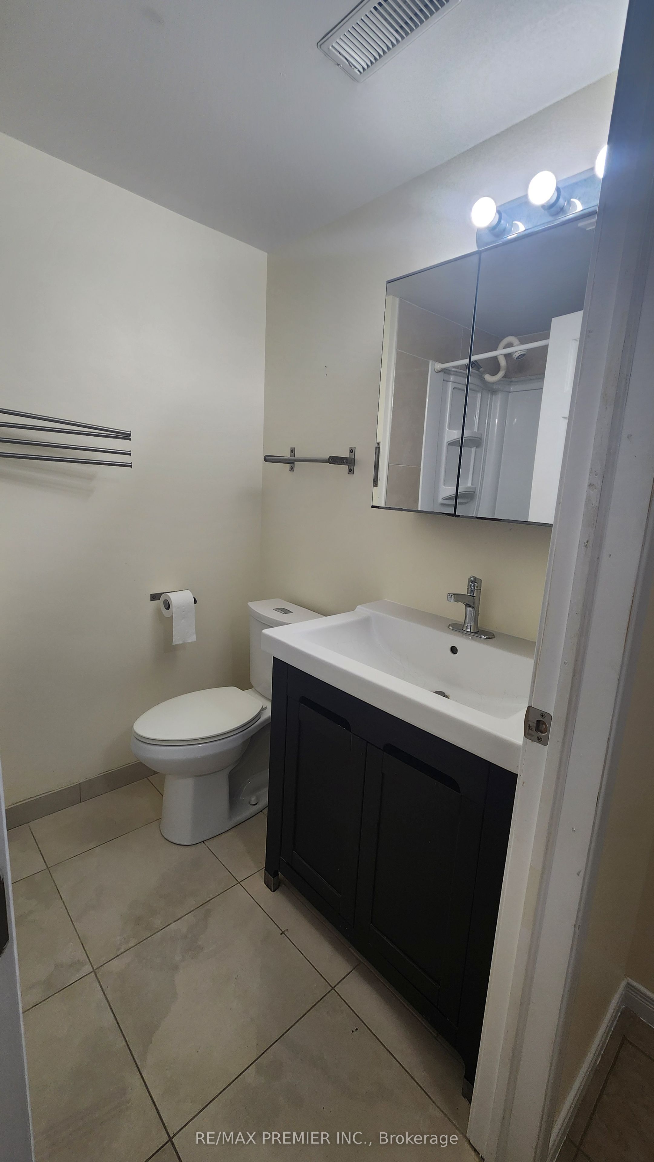 14a Oxbow Court Basement Property Photo 10