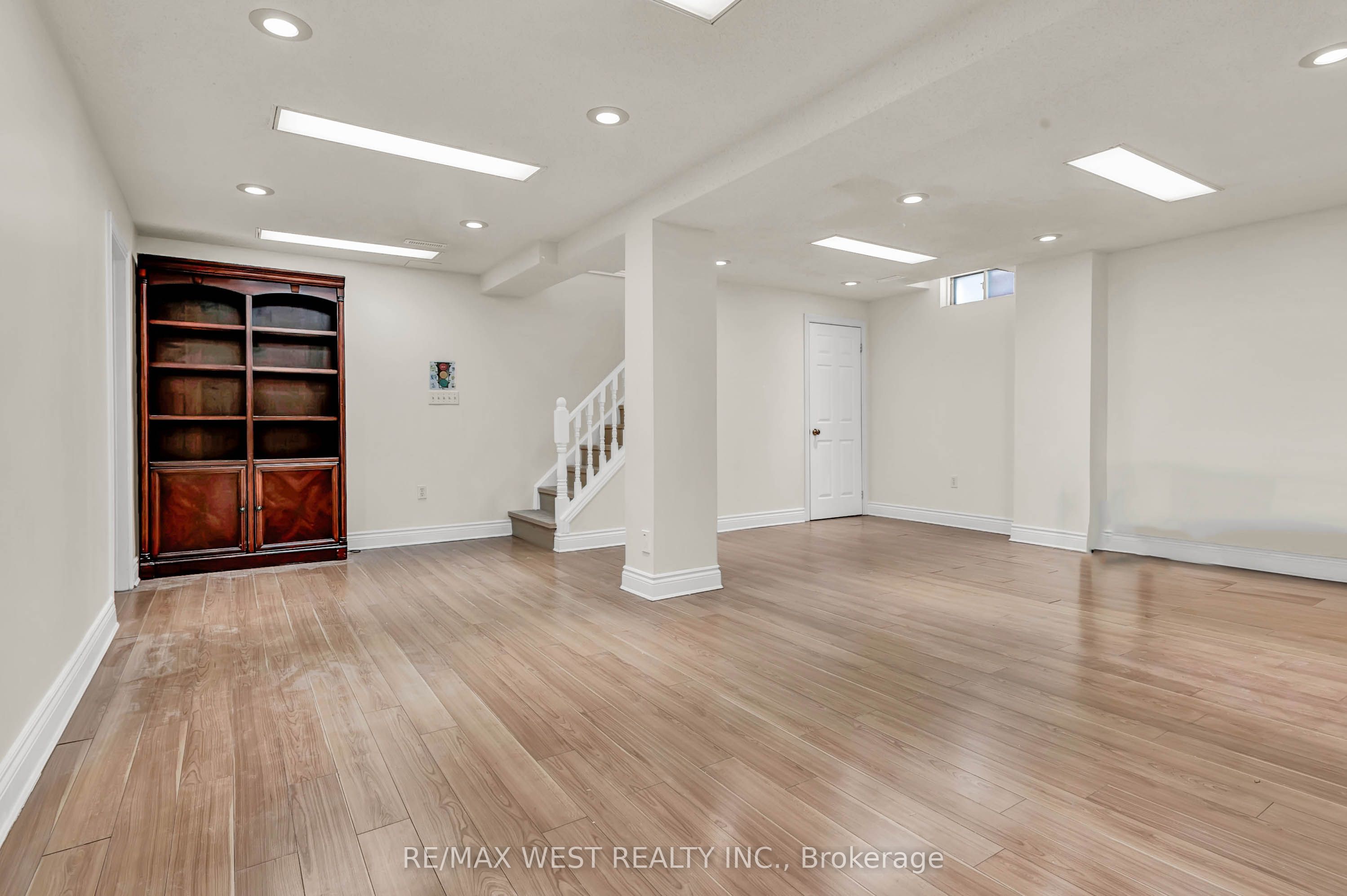 131 Bernard Avenue Bsmt Property Photo 2