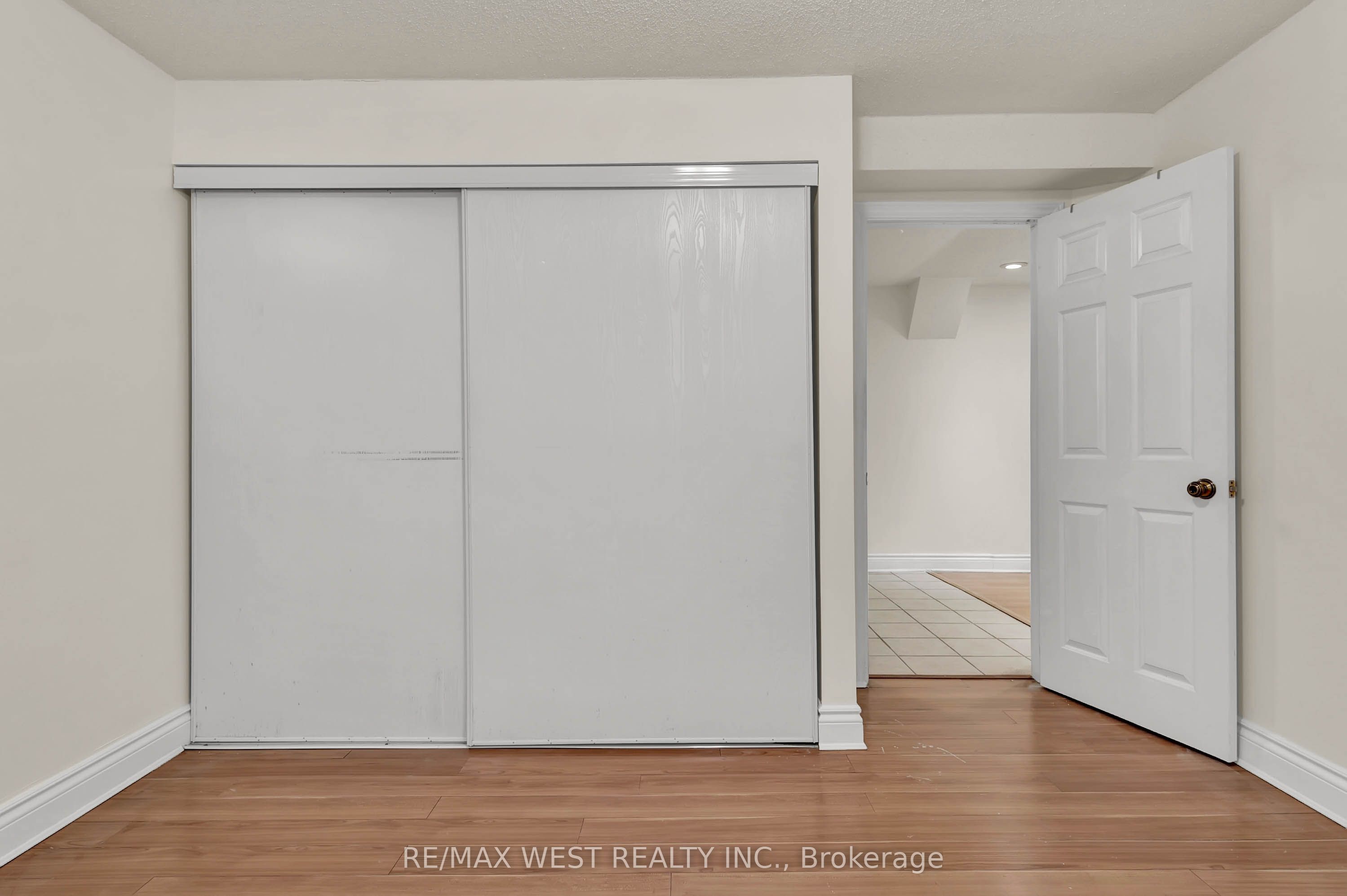 131 Bernard Avenue Bsmt Property Photo 9