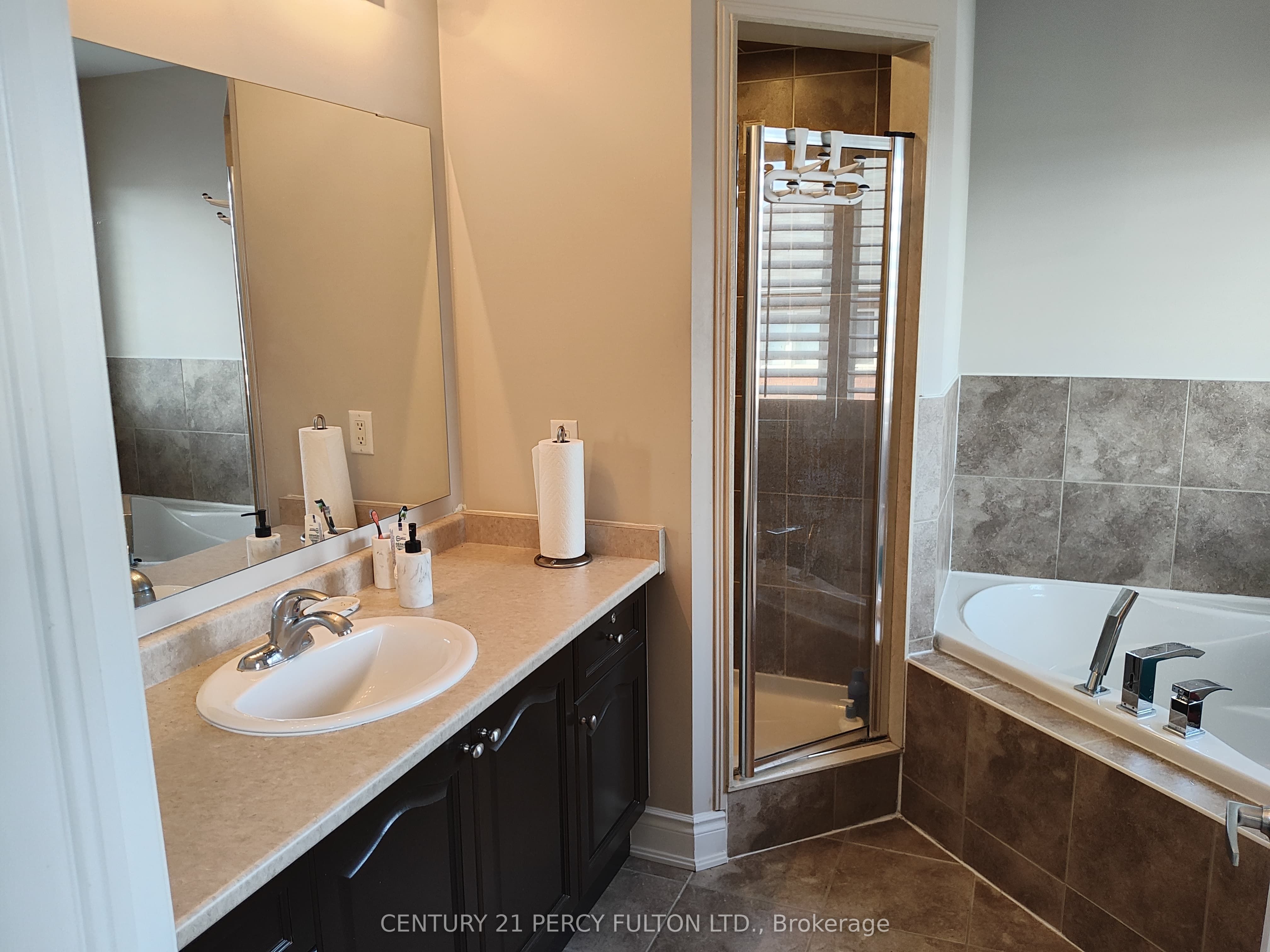 21 Bowkett Drive Property Photo 12