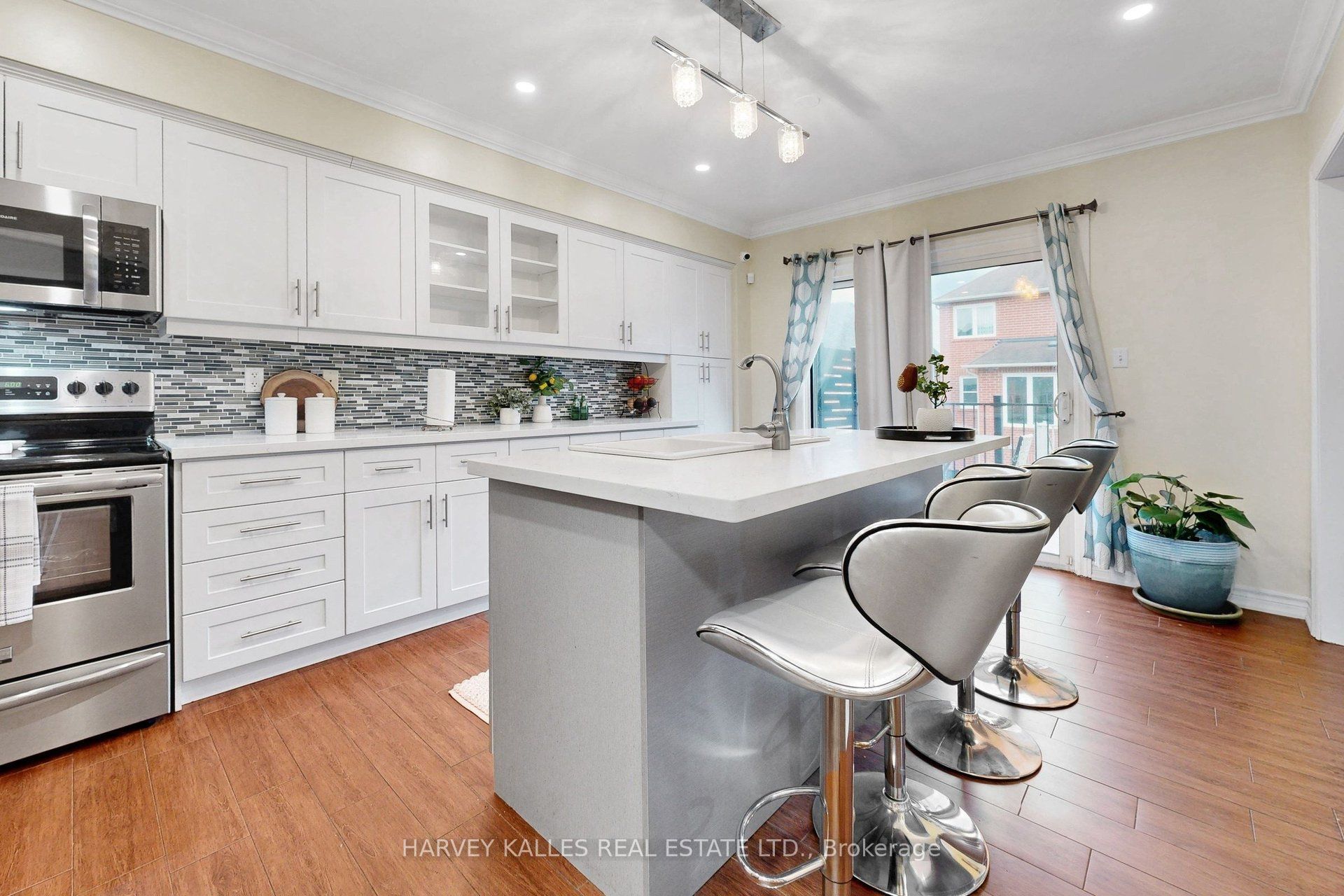 314 Dowson Loop Property Photo 11