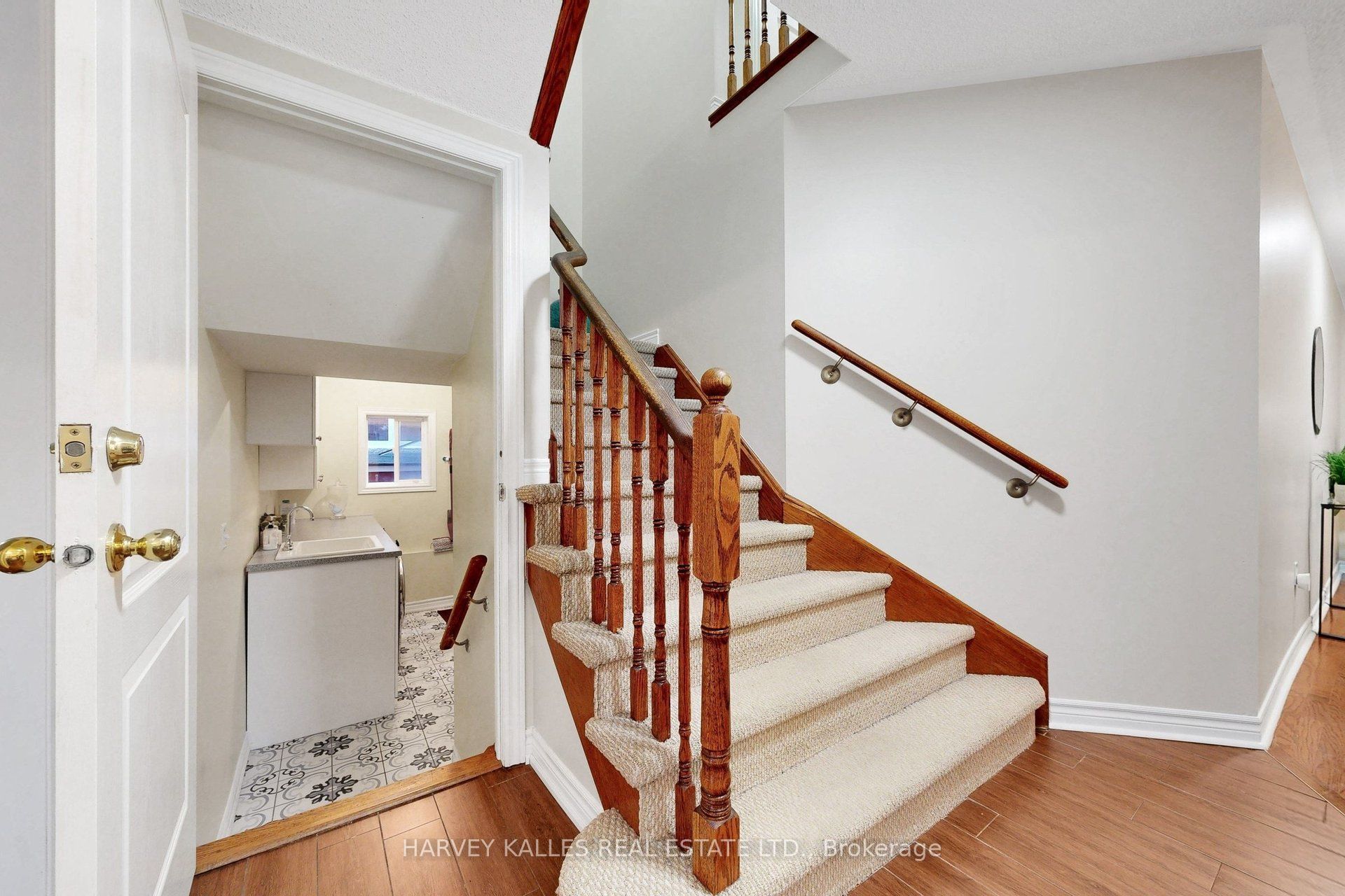 314 Dowson Loop Property Photo 18