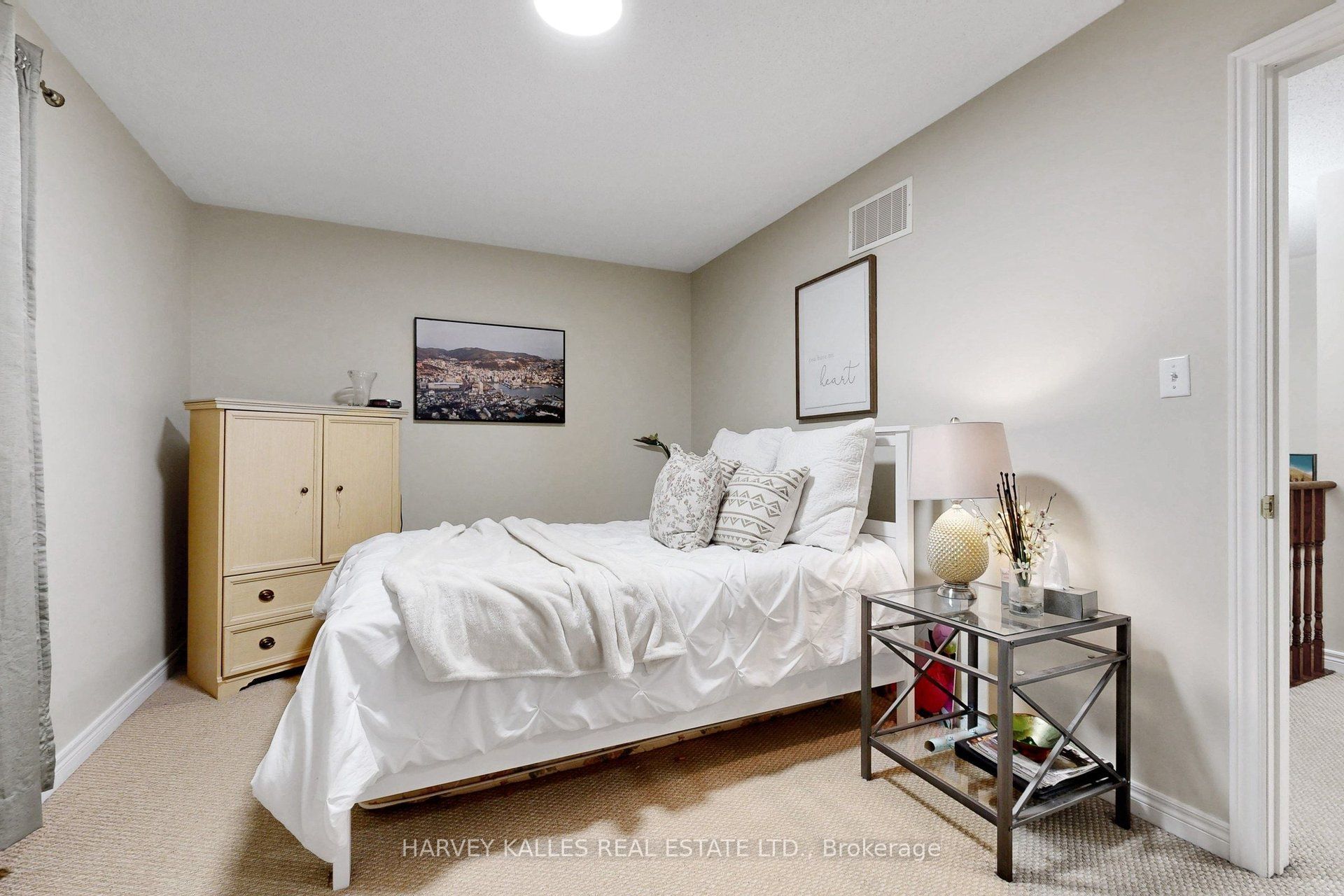 314 Dowson Loop Property Photo 25