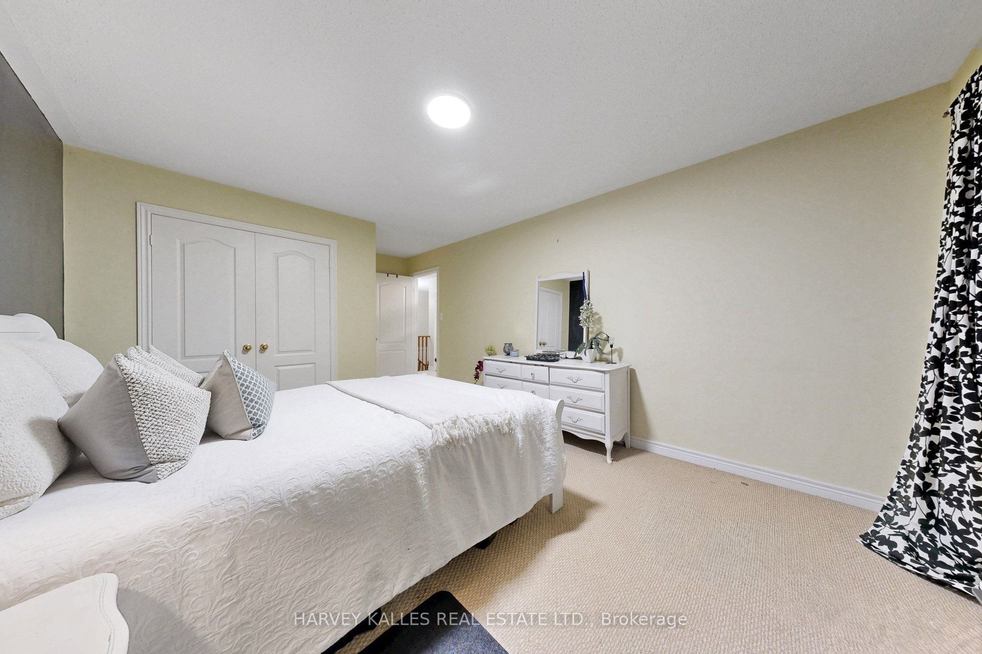 314 Dowson Loop Property Photo 29