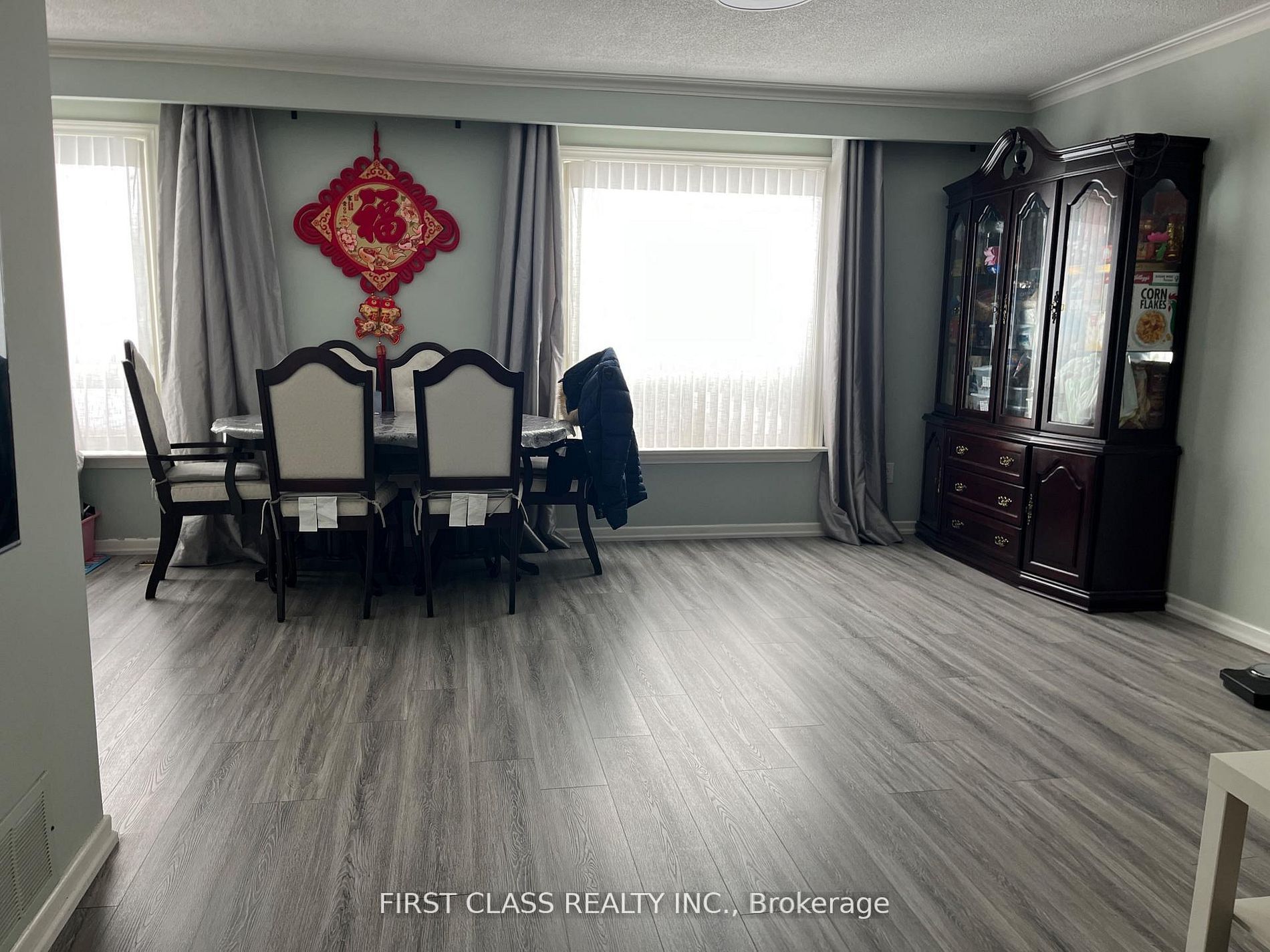 14 Pringle Avenue Property Photo 2