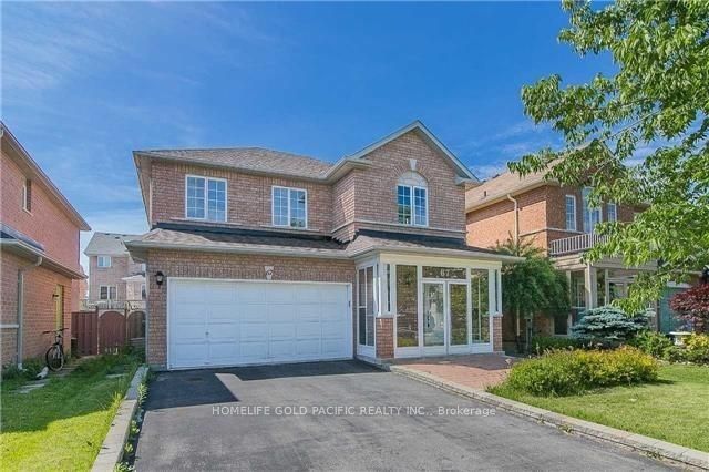67 Westchester Crescent Property Photo 1