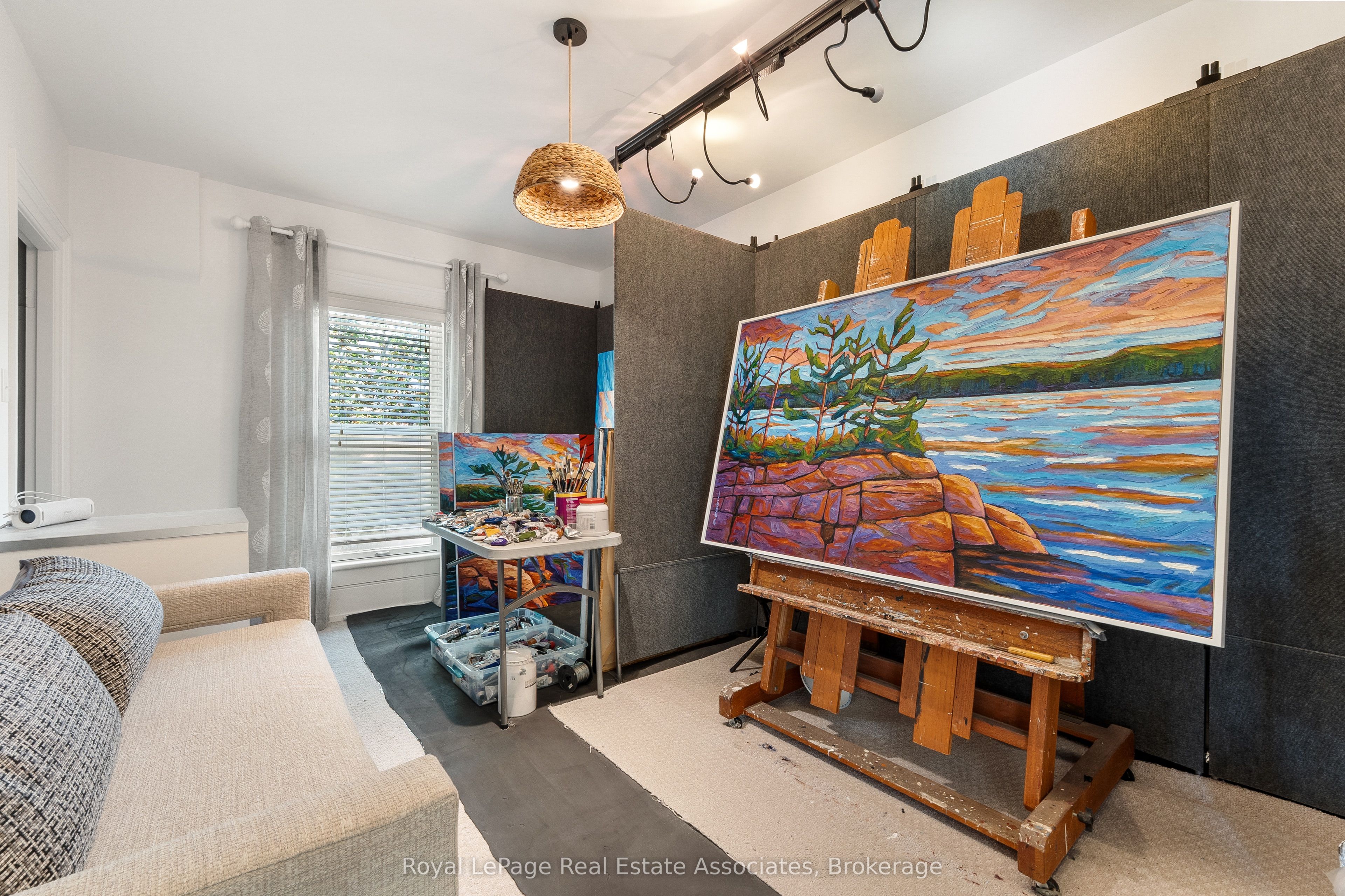 52 Cameron Street E Property Photo 35