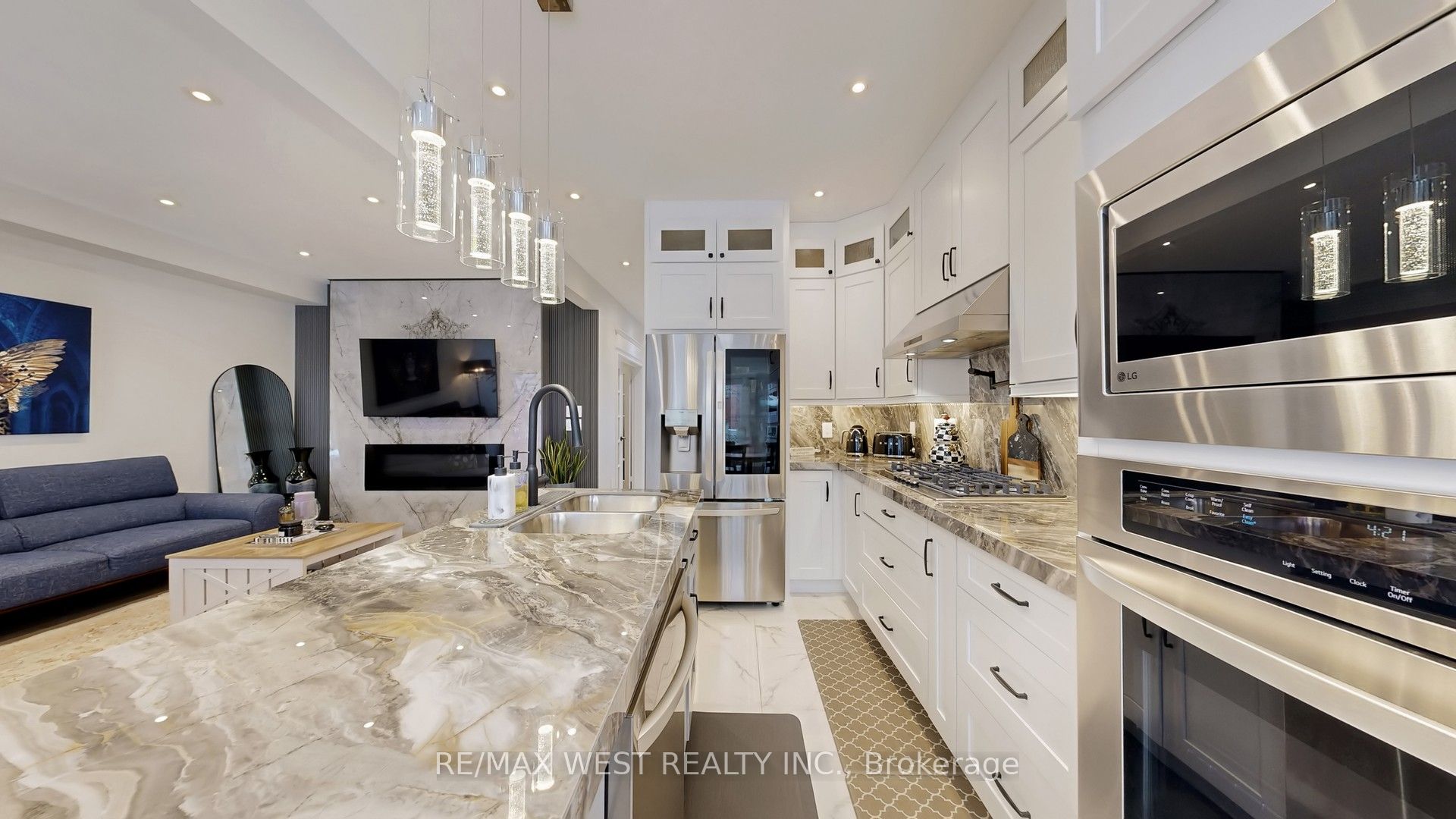 31 Mulholland Drive Property Photo 18