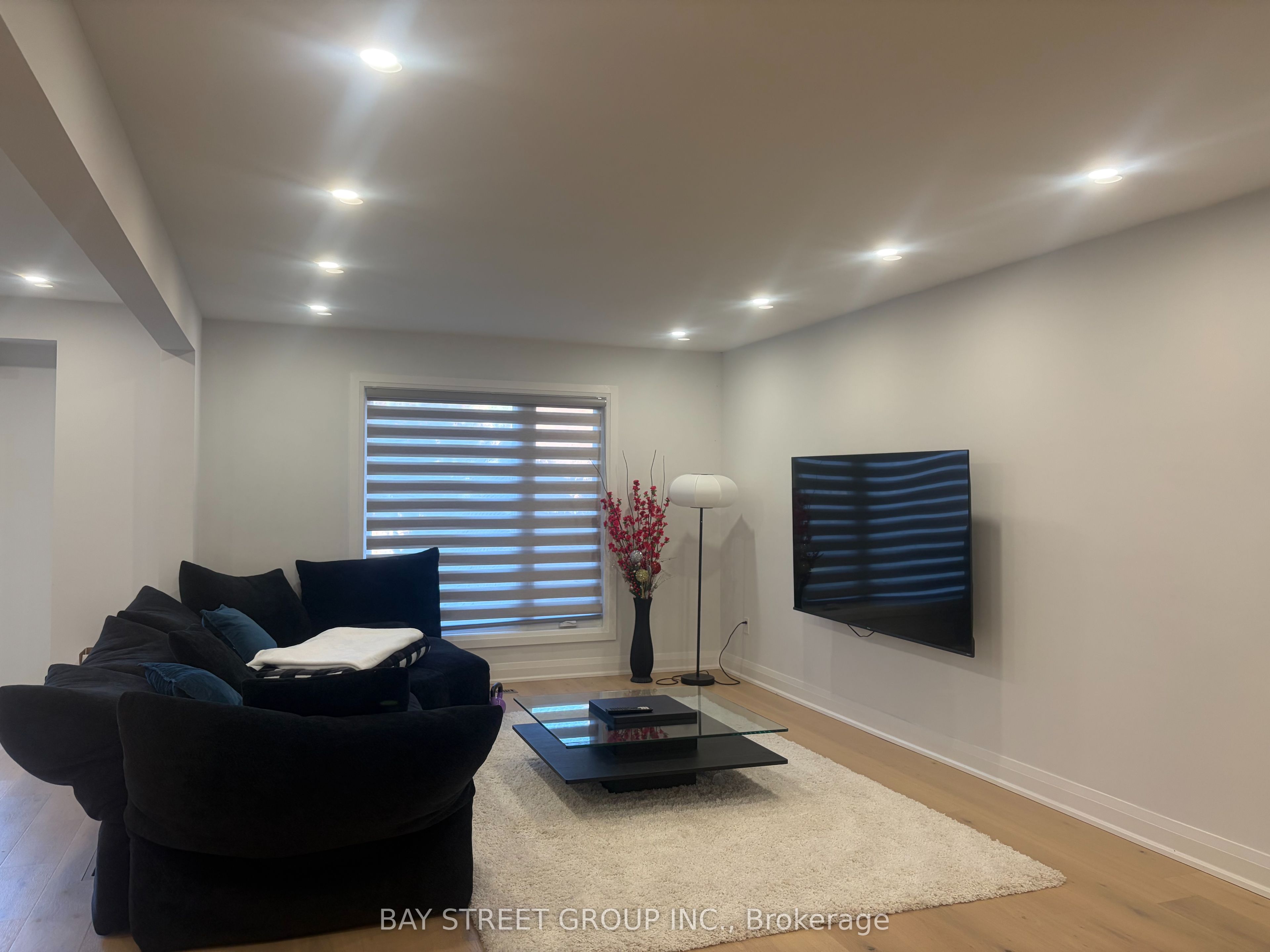 321 Raymerville Drive Property Photo 3