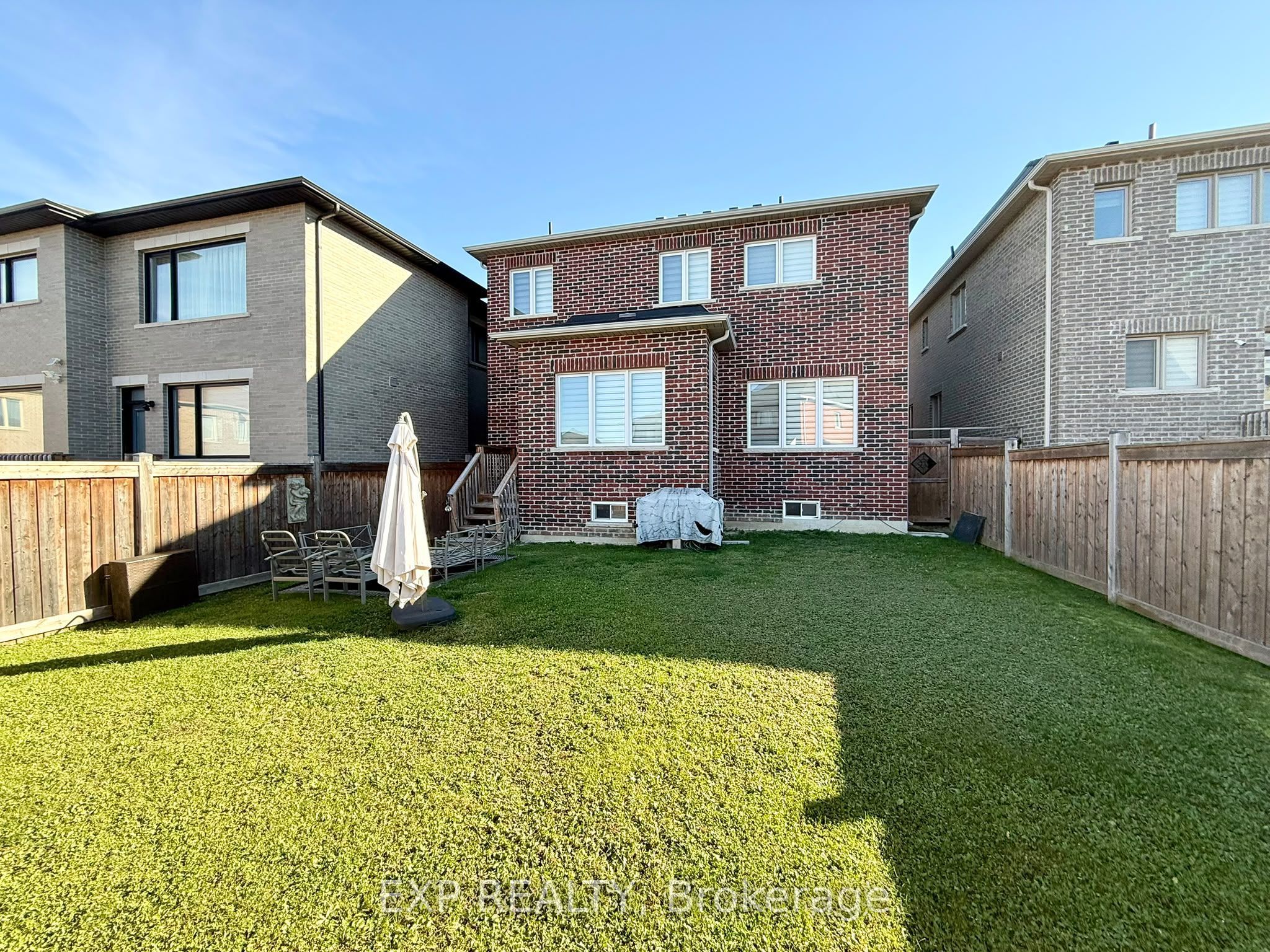 60 Starkweather Street Property Photo 18