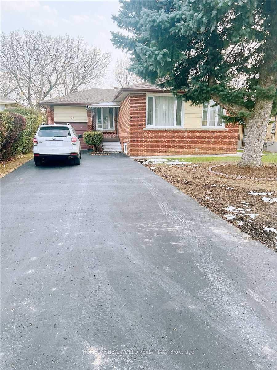 438 Fernleigh Circle N Bsmt Property Photo 1