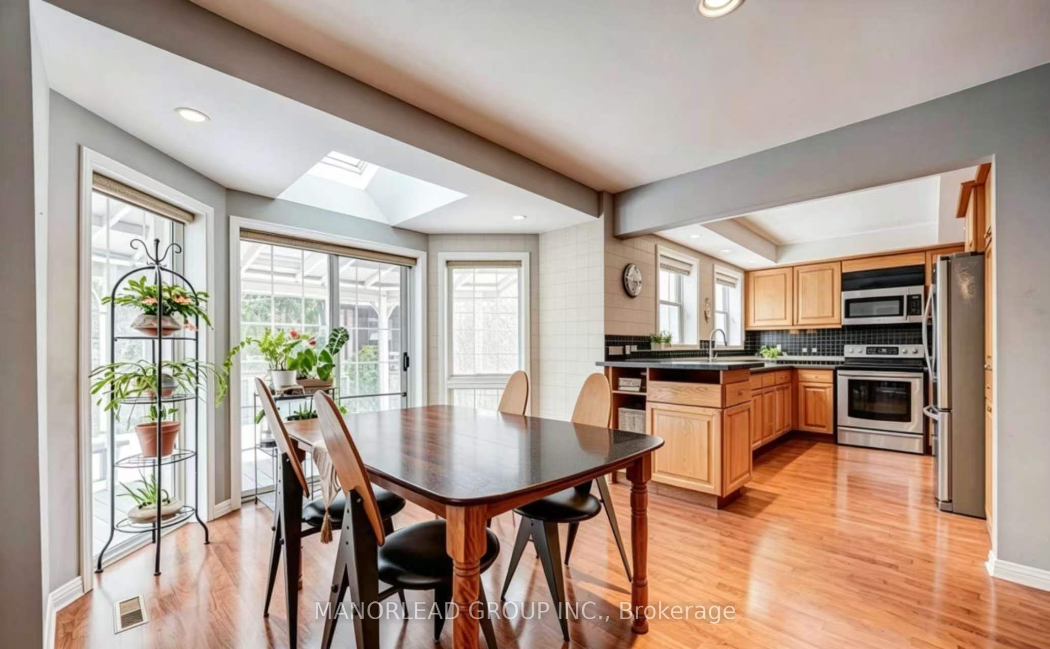 36 Hedgewood Drive Property Photo 7