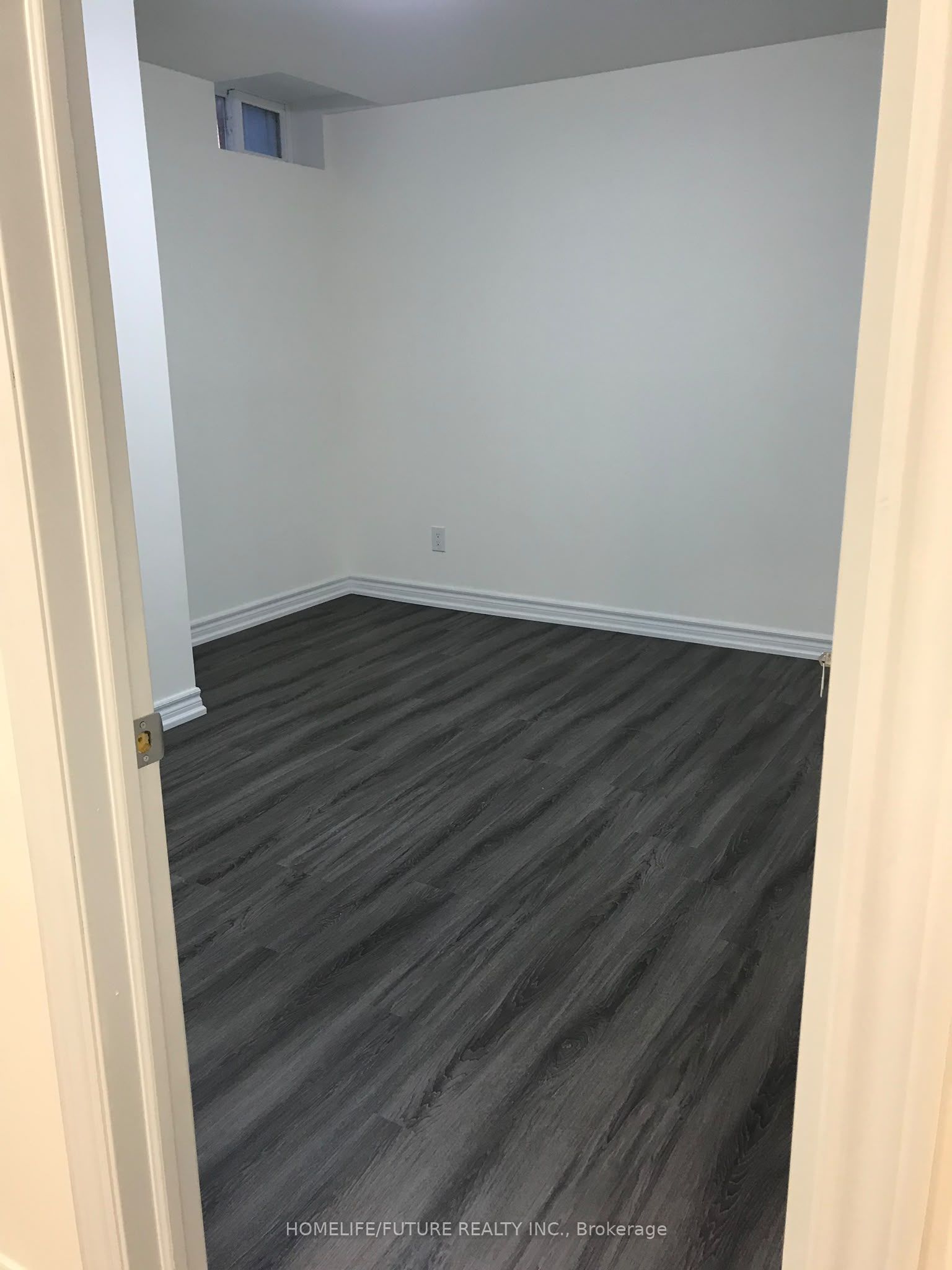203 Sophia Road Bsmt Property Photo 9
