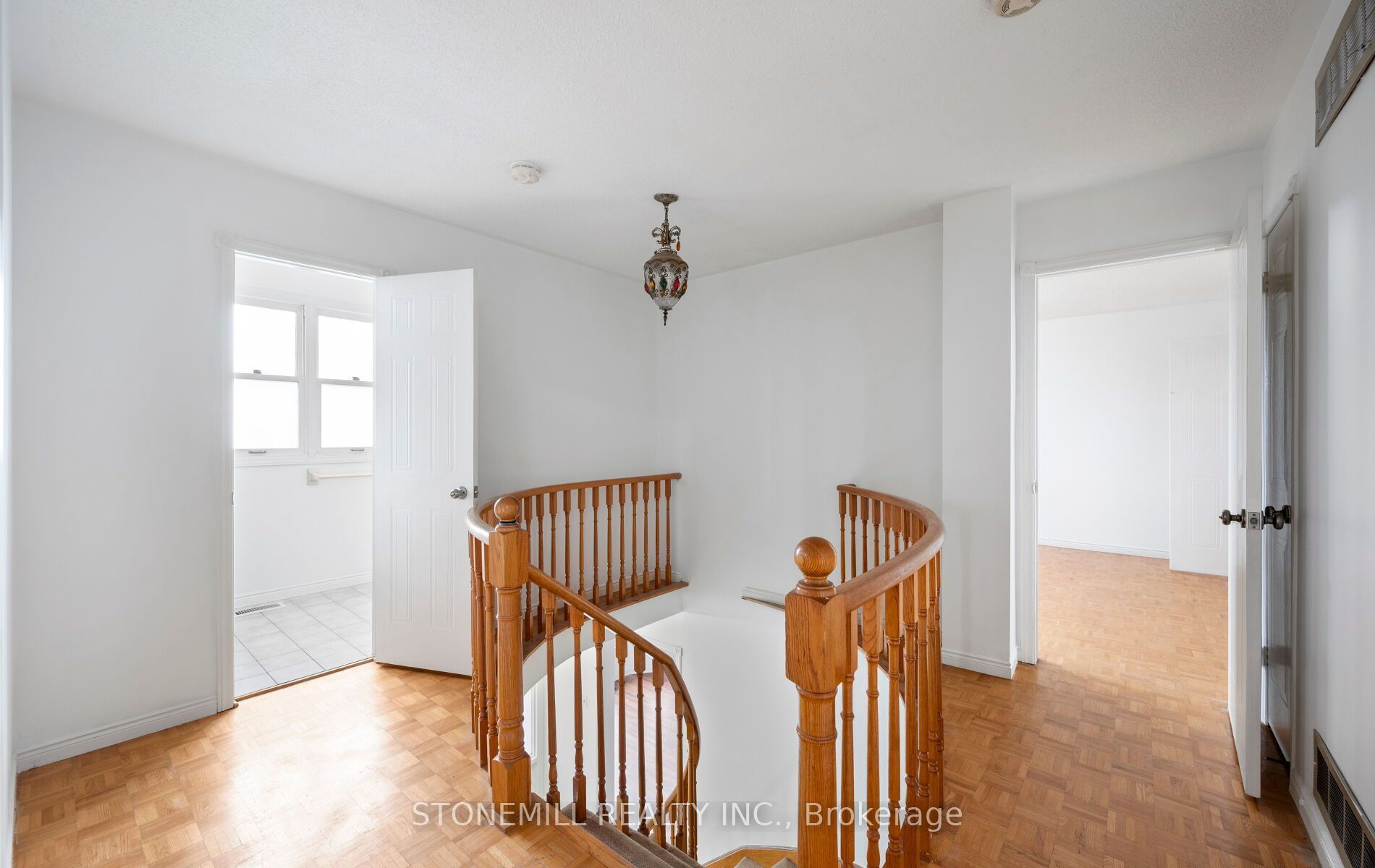 76 Collings Avenue Property Photo 23