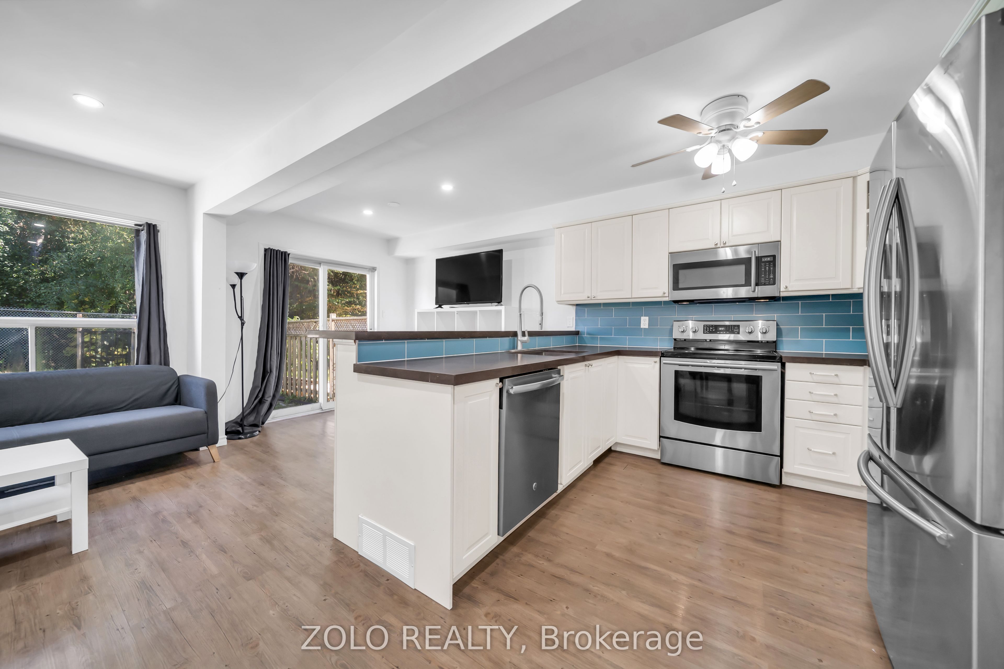 215 Park Drive Property Photo 15