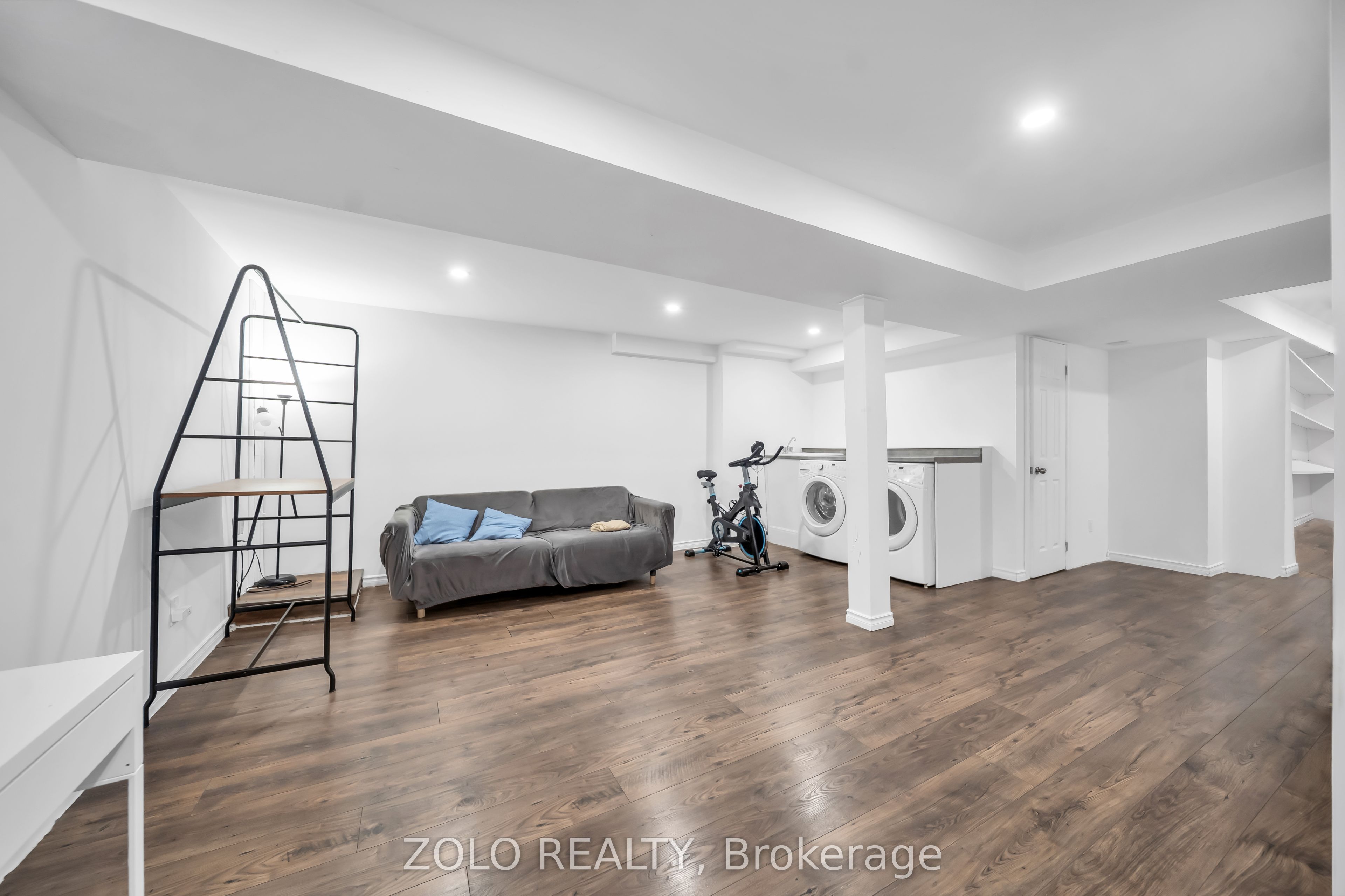 215 Park Drive Property Photo 32