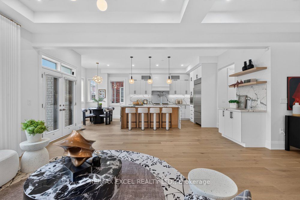 17 Cinquefoil Street Property Photo 2