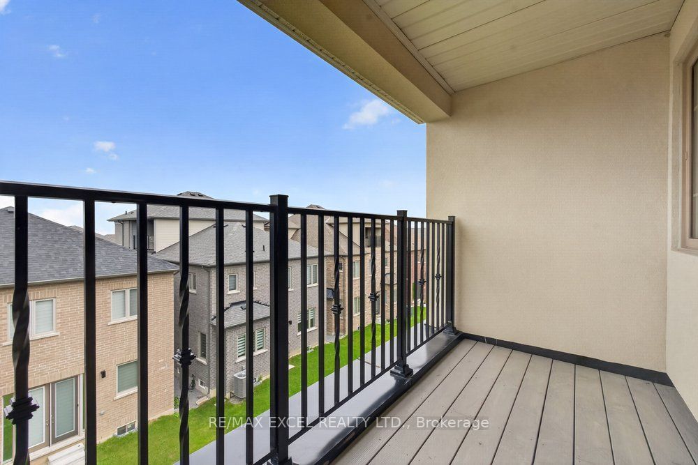 17 Cinquefoil Street Property Photo 48