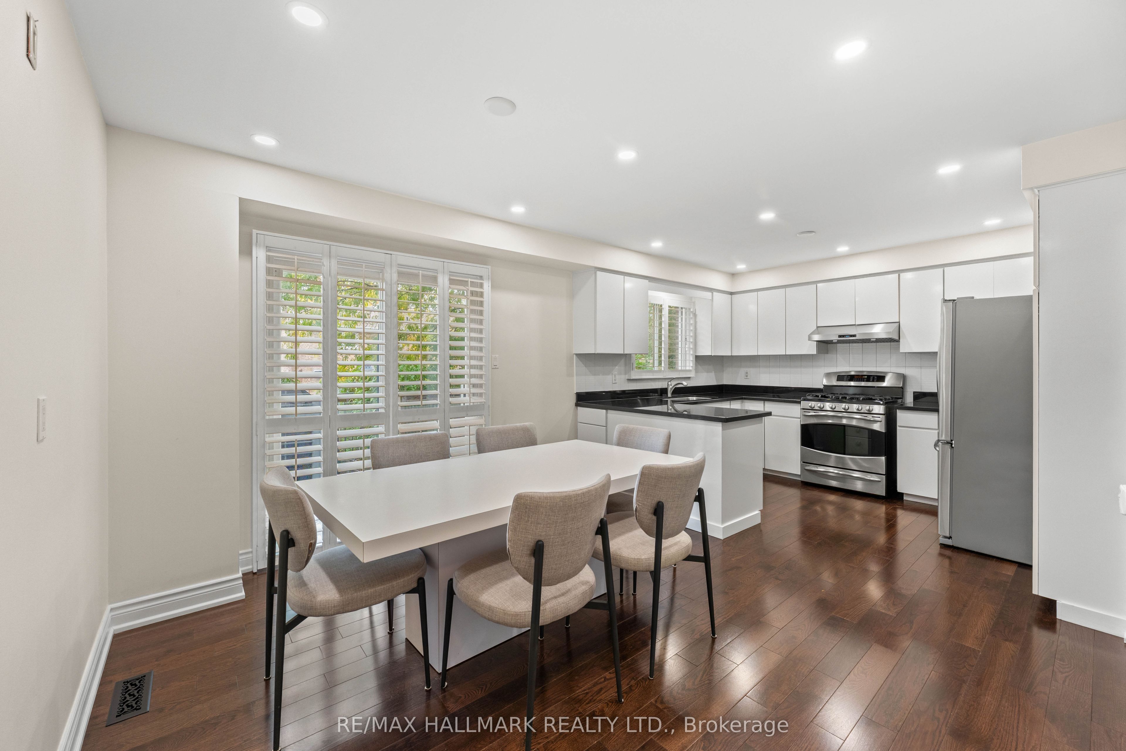 7 Charnwood Place Property Photo 19