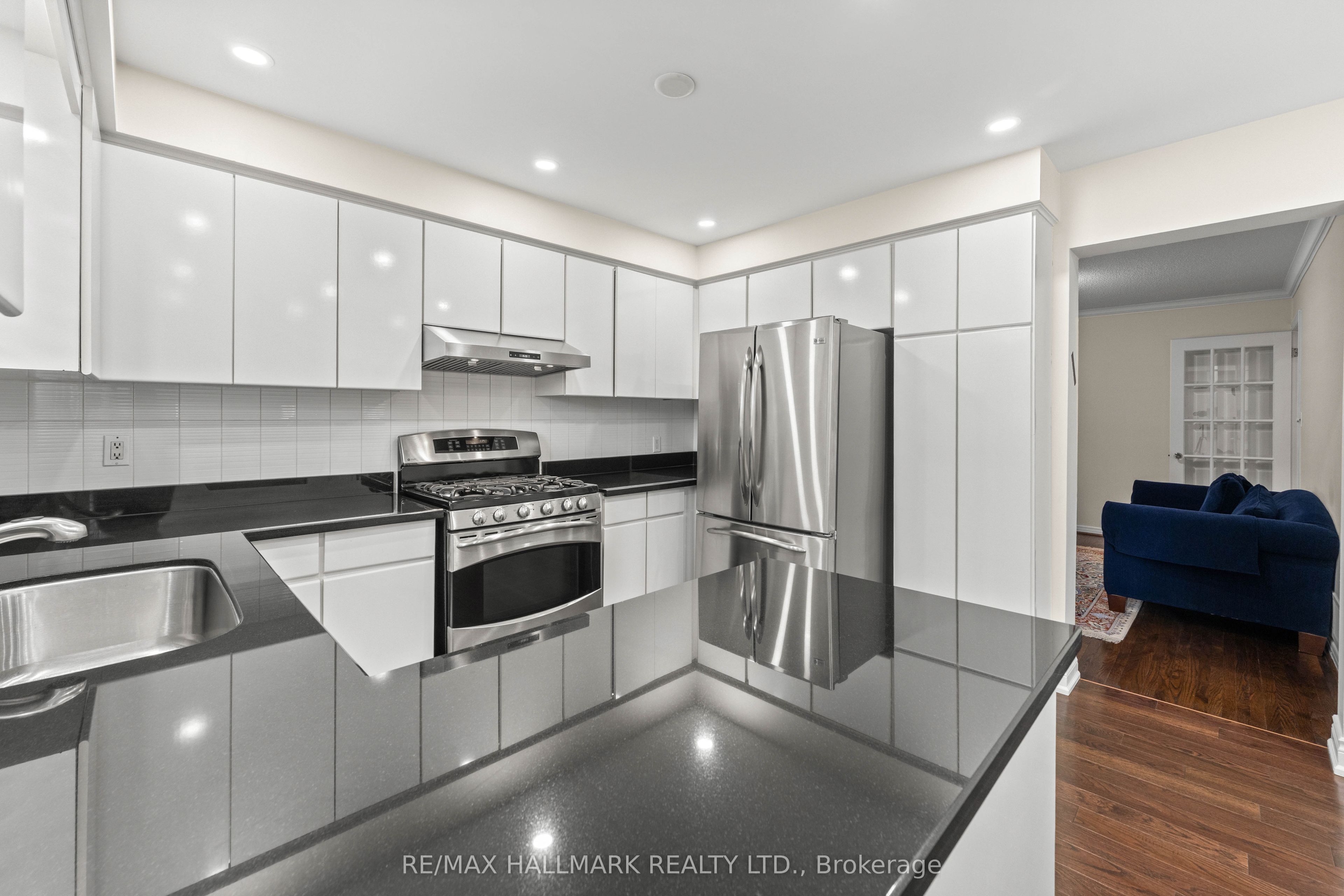 7 Charnwood Place Property Photo 21