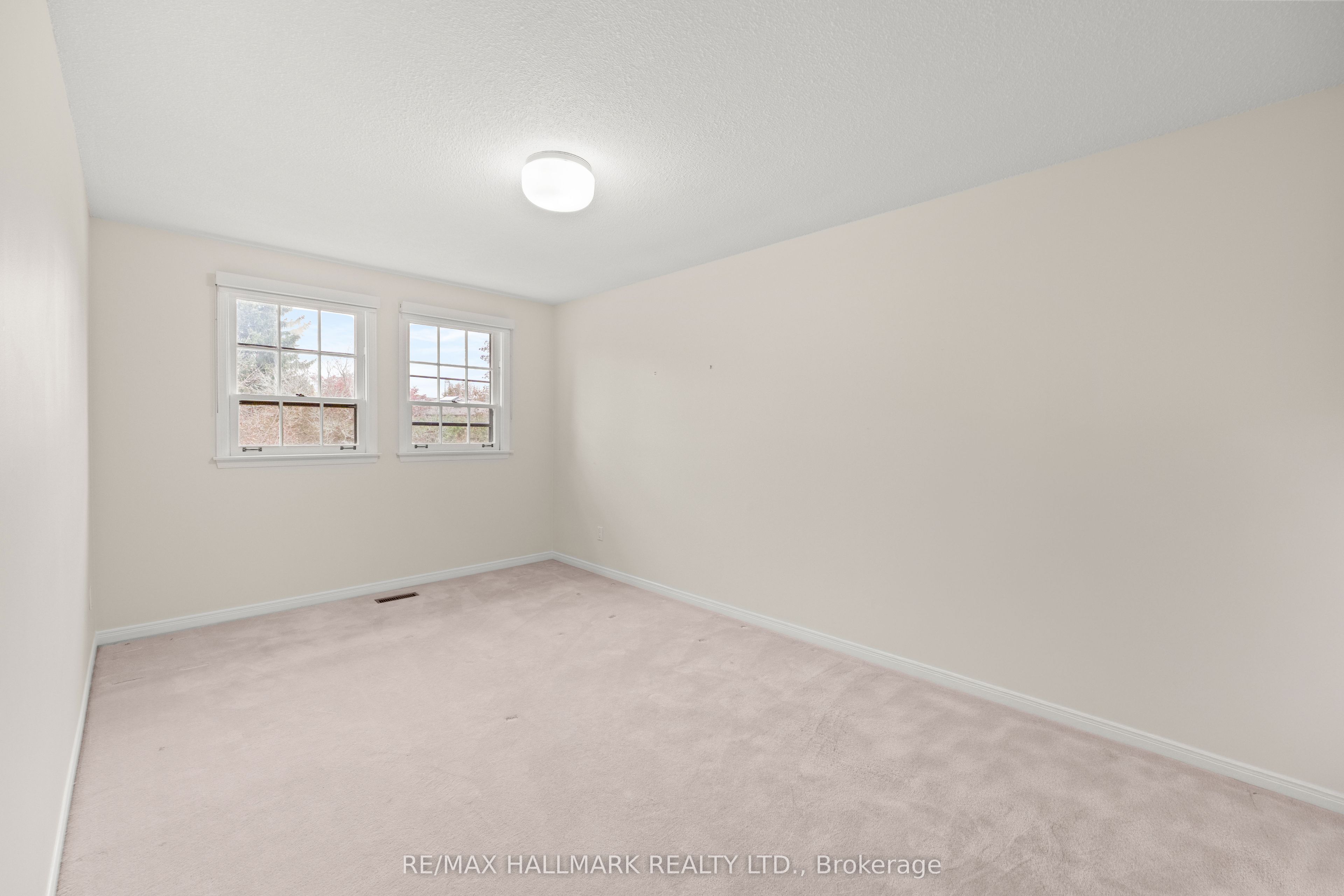 7 Charnwood Place Property Photo 38