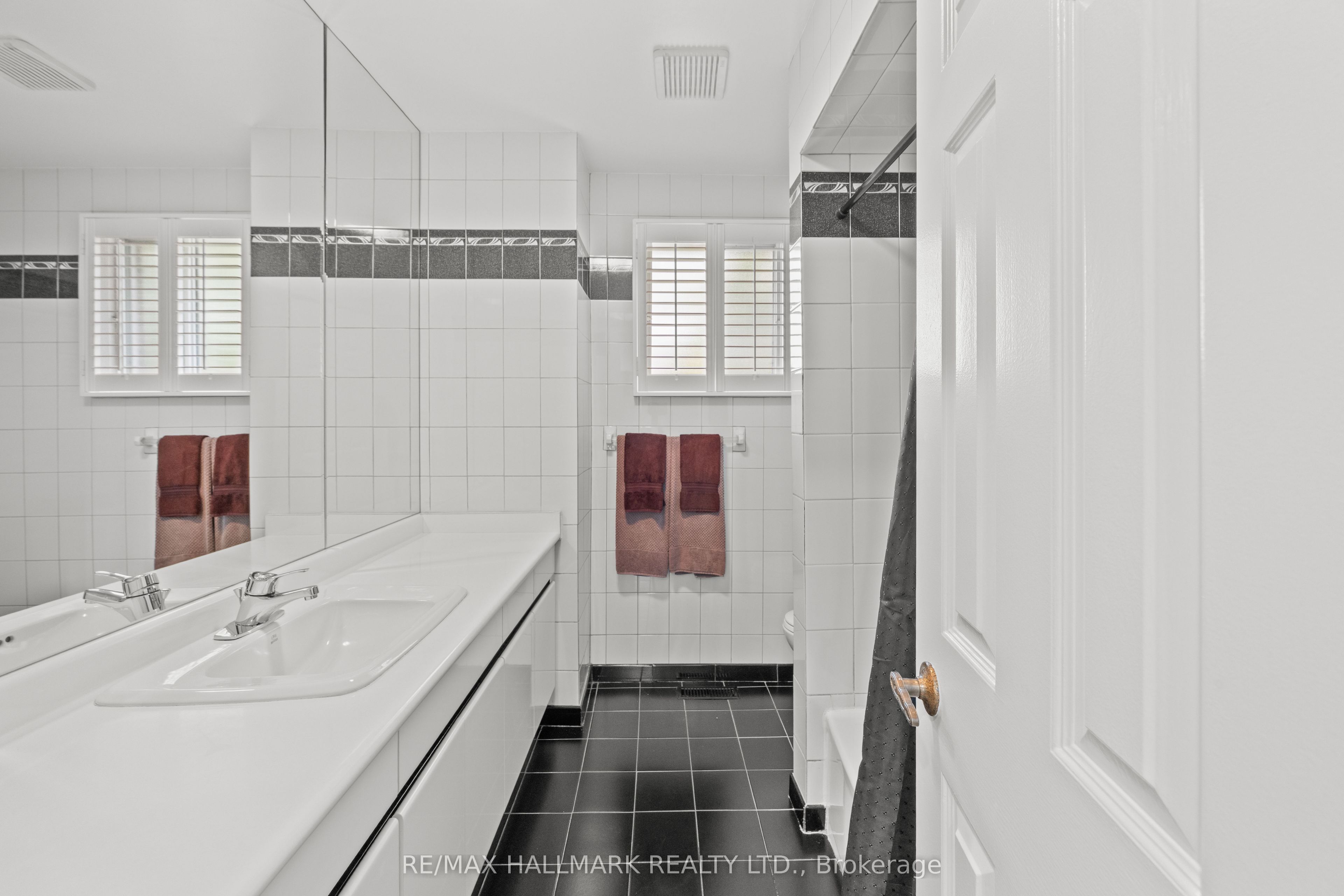 7 Charnwood Place Property Photo 42